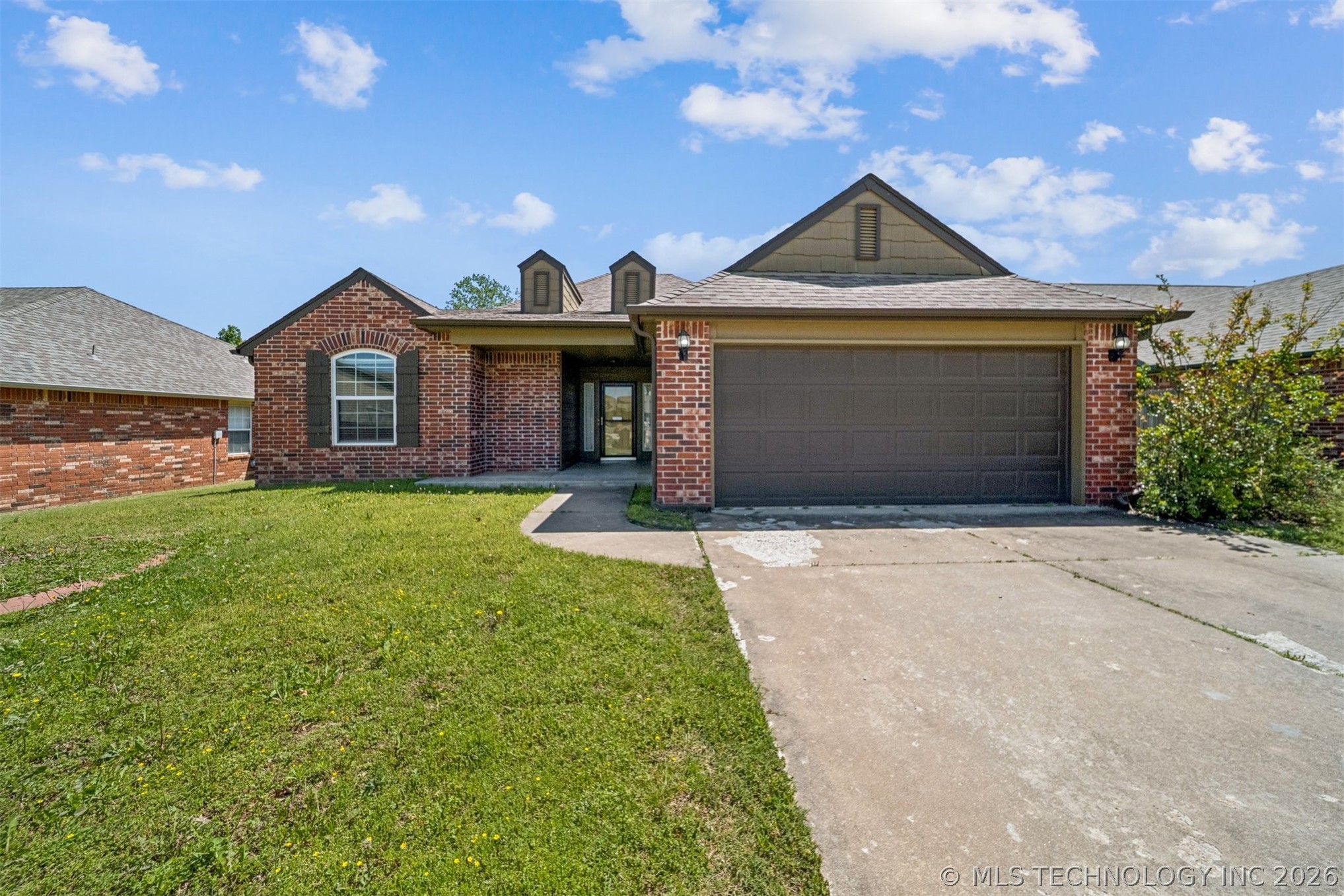 1810 Walnut Hill Lane Claremore OK 74019