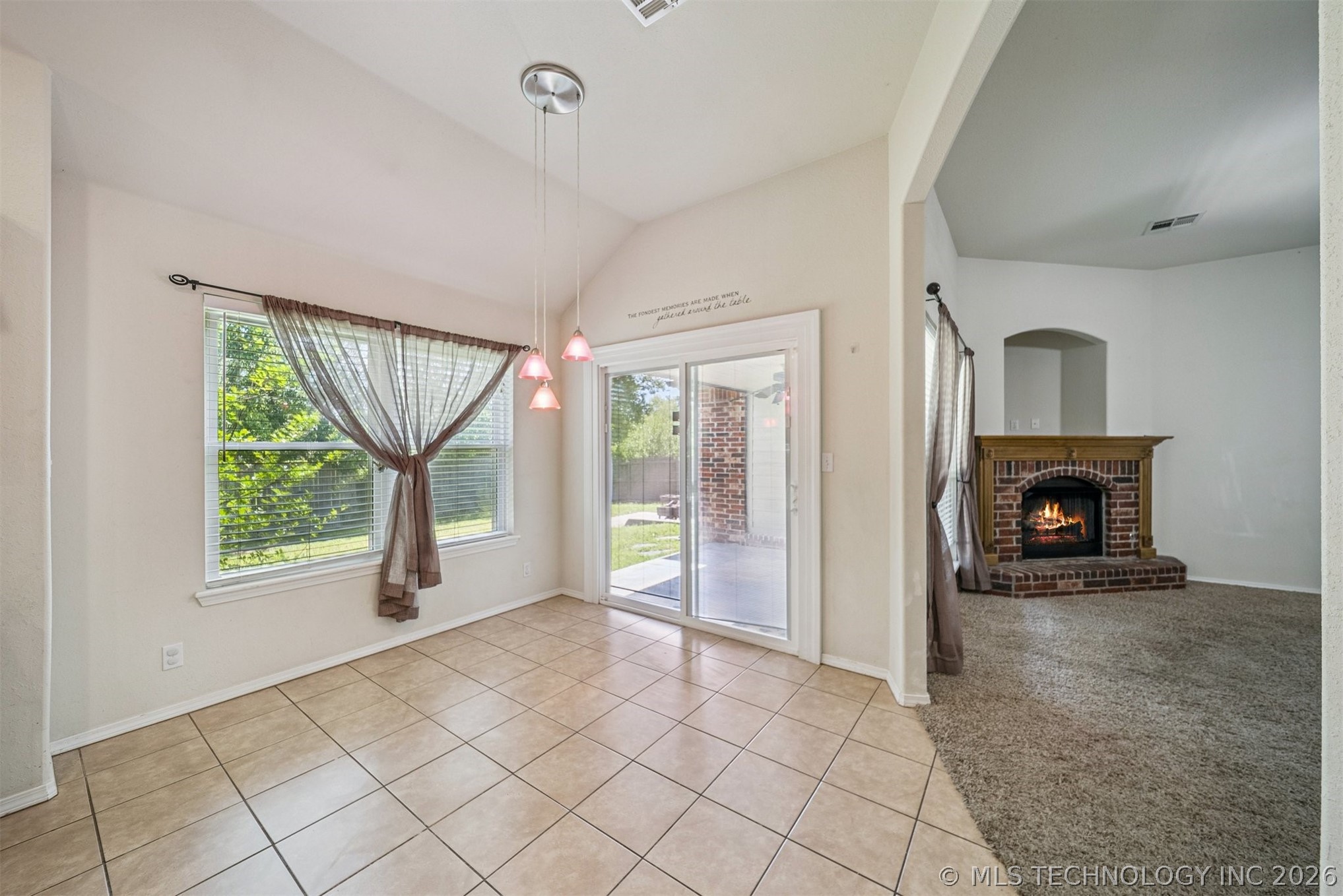 1810 Walnut Hill Lane Claremore OK 74019