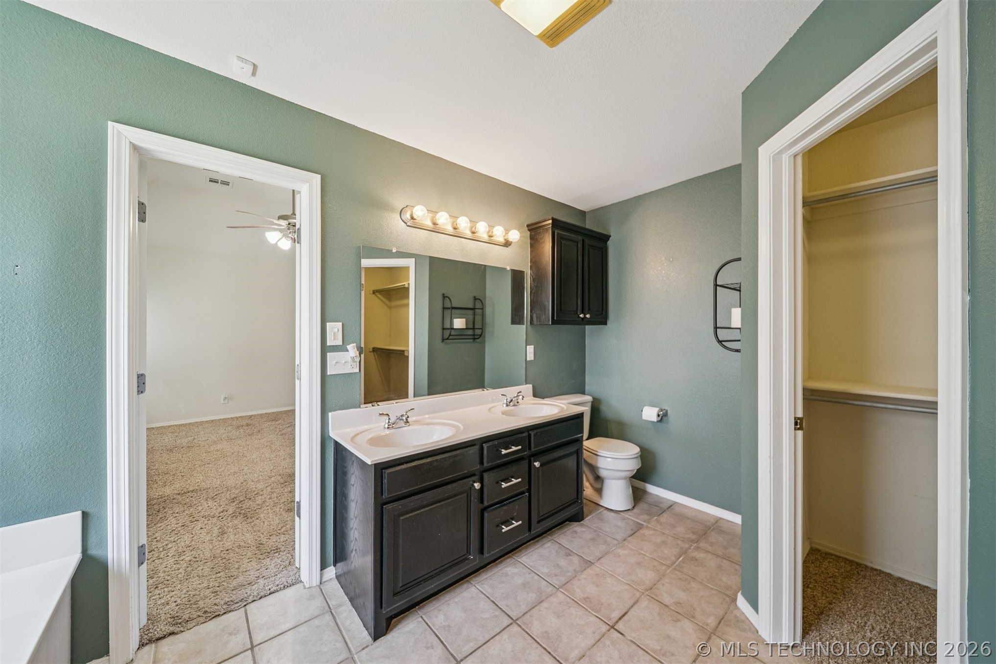 1810 Walnut Hill Lane Claremore OK 74019
