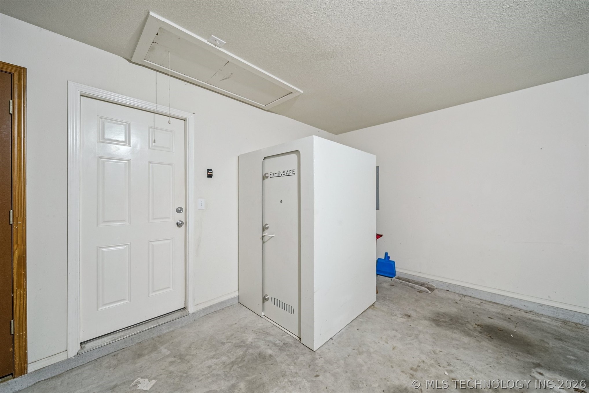 1810 Walnut Hill Lane Claremore OK 74019