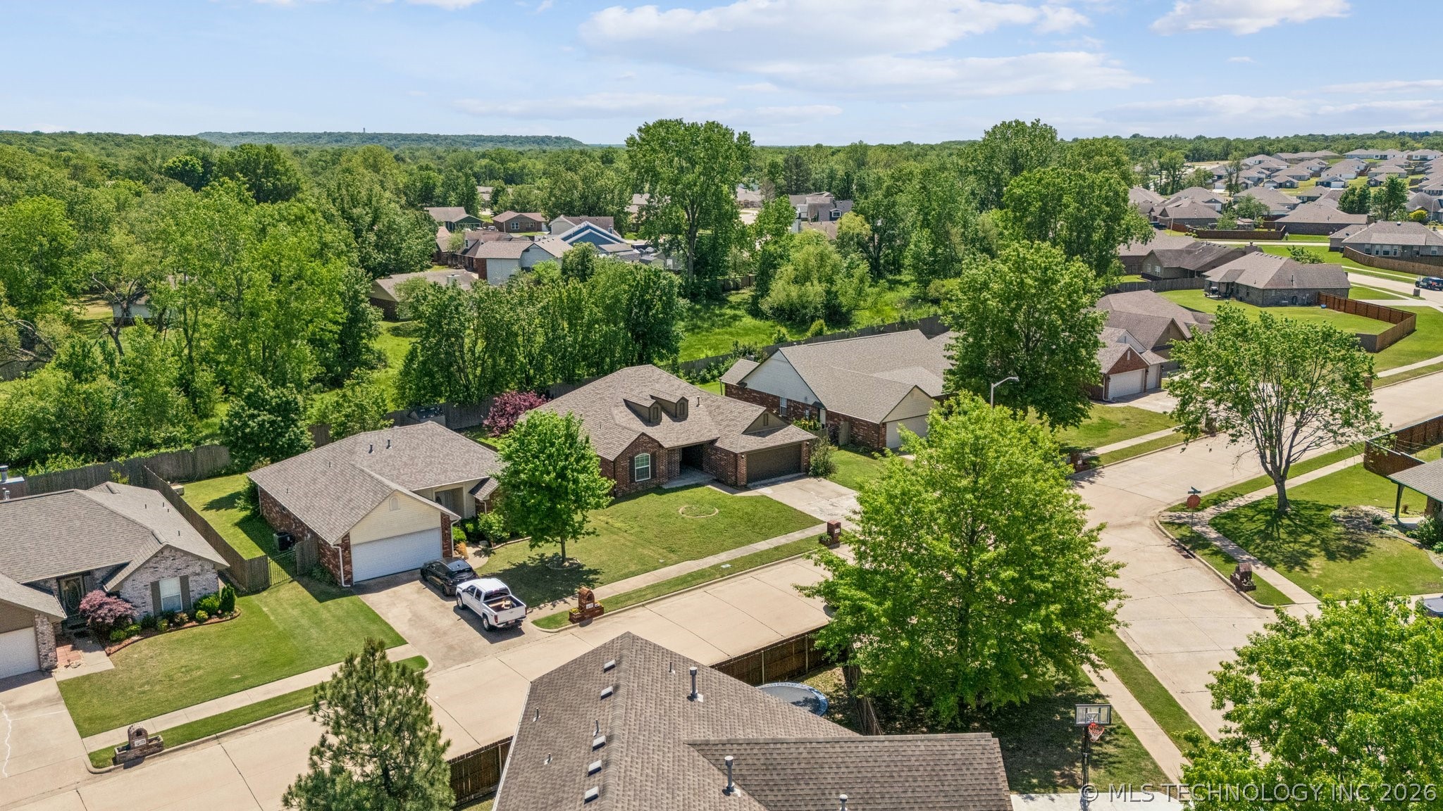 1810 Walnut Hill Lane Claremore OK 74019