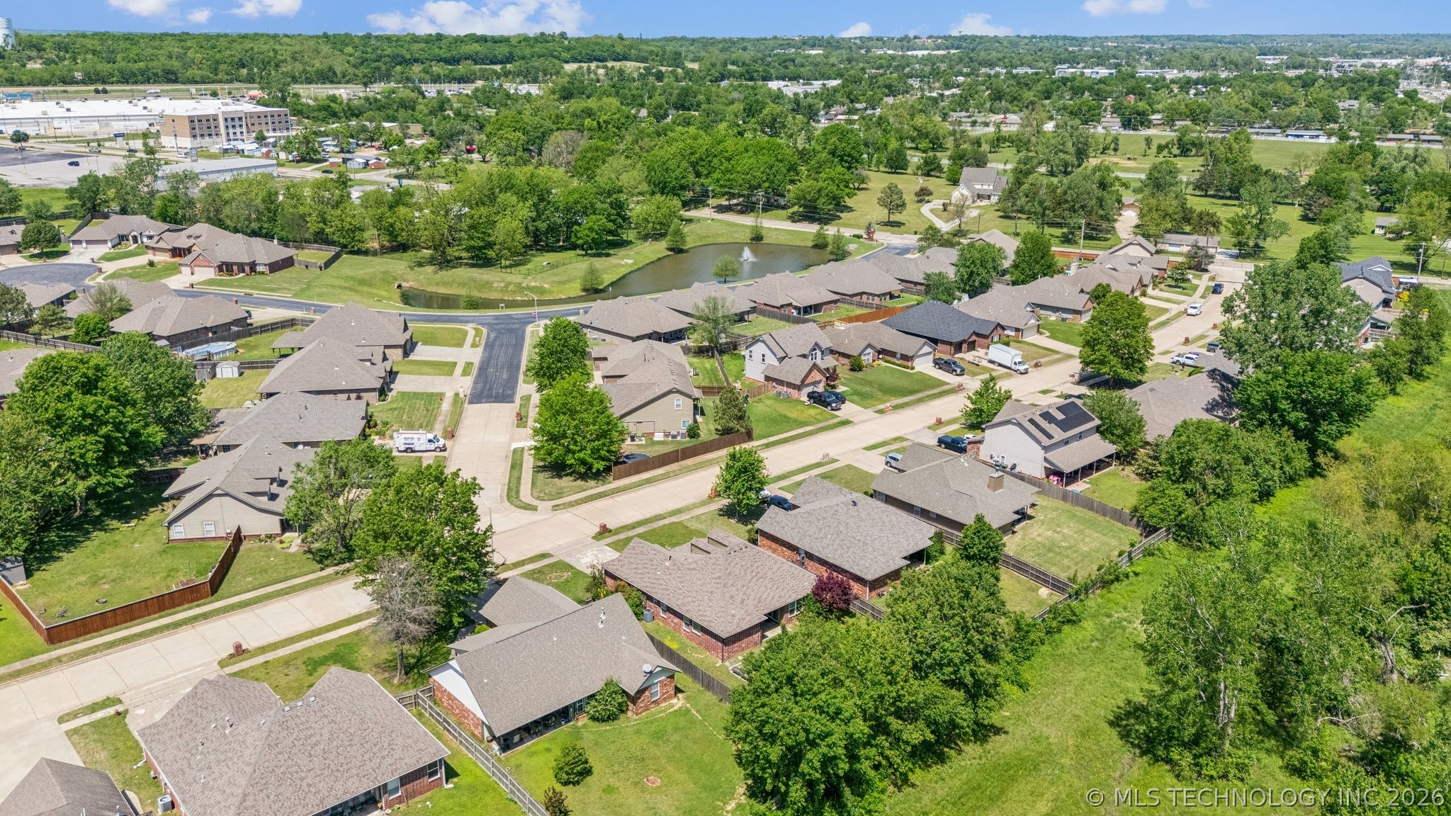 1810 Walnut Hill Lane Claremore OK 74019
