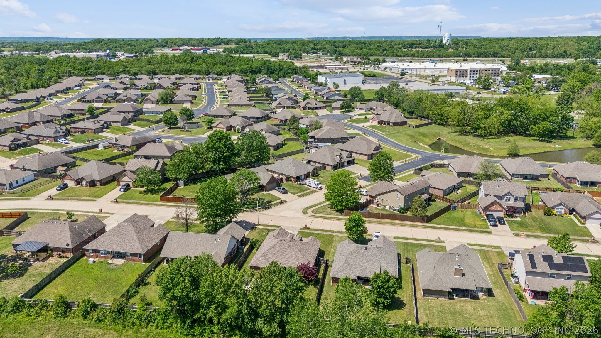 1810 Walnut Hill Lane Claremore OK 74019