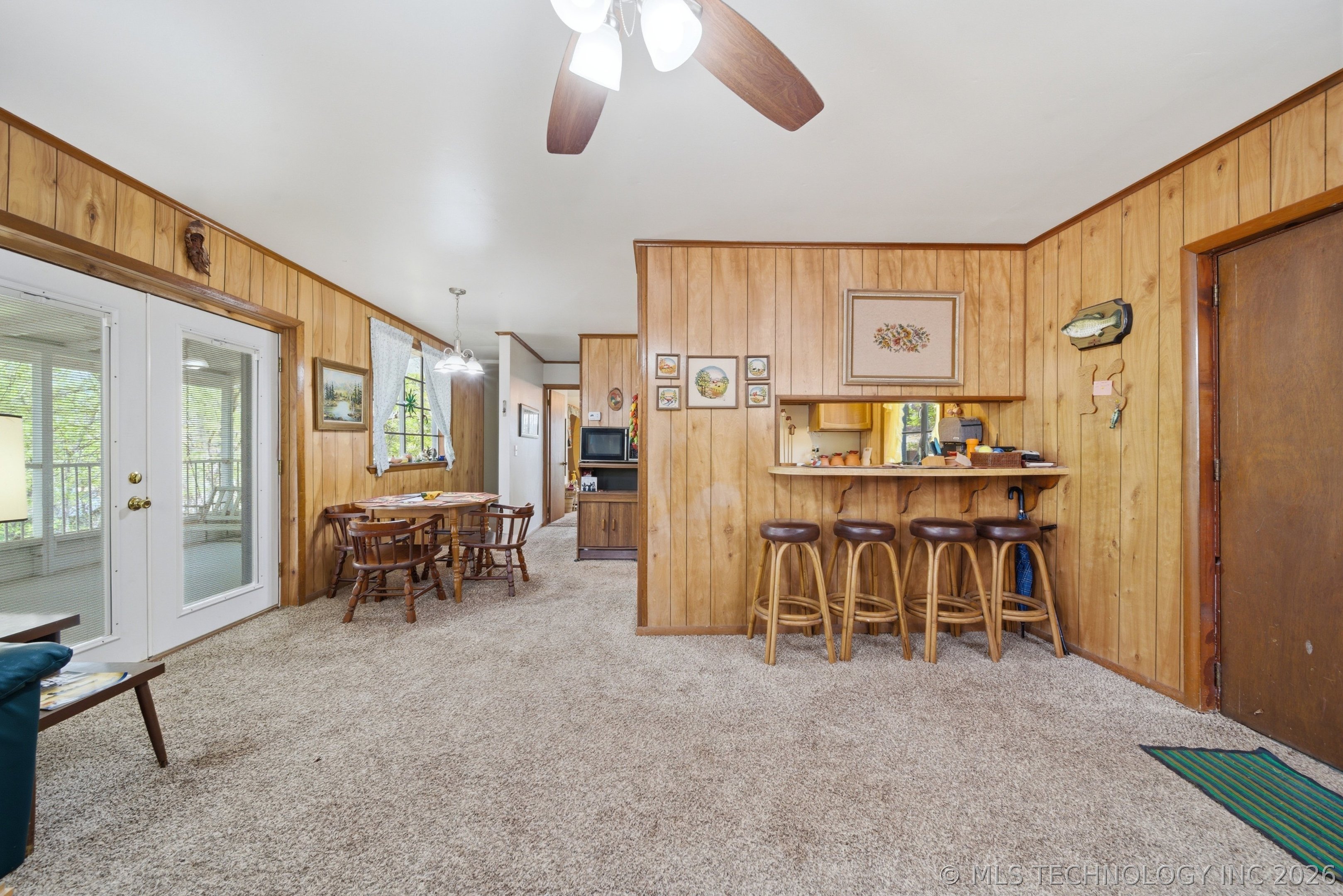 64 Walnut Street Locust Grove OK 74352