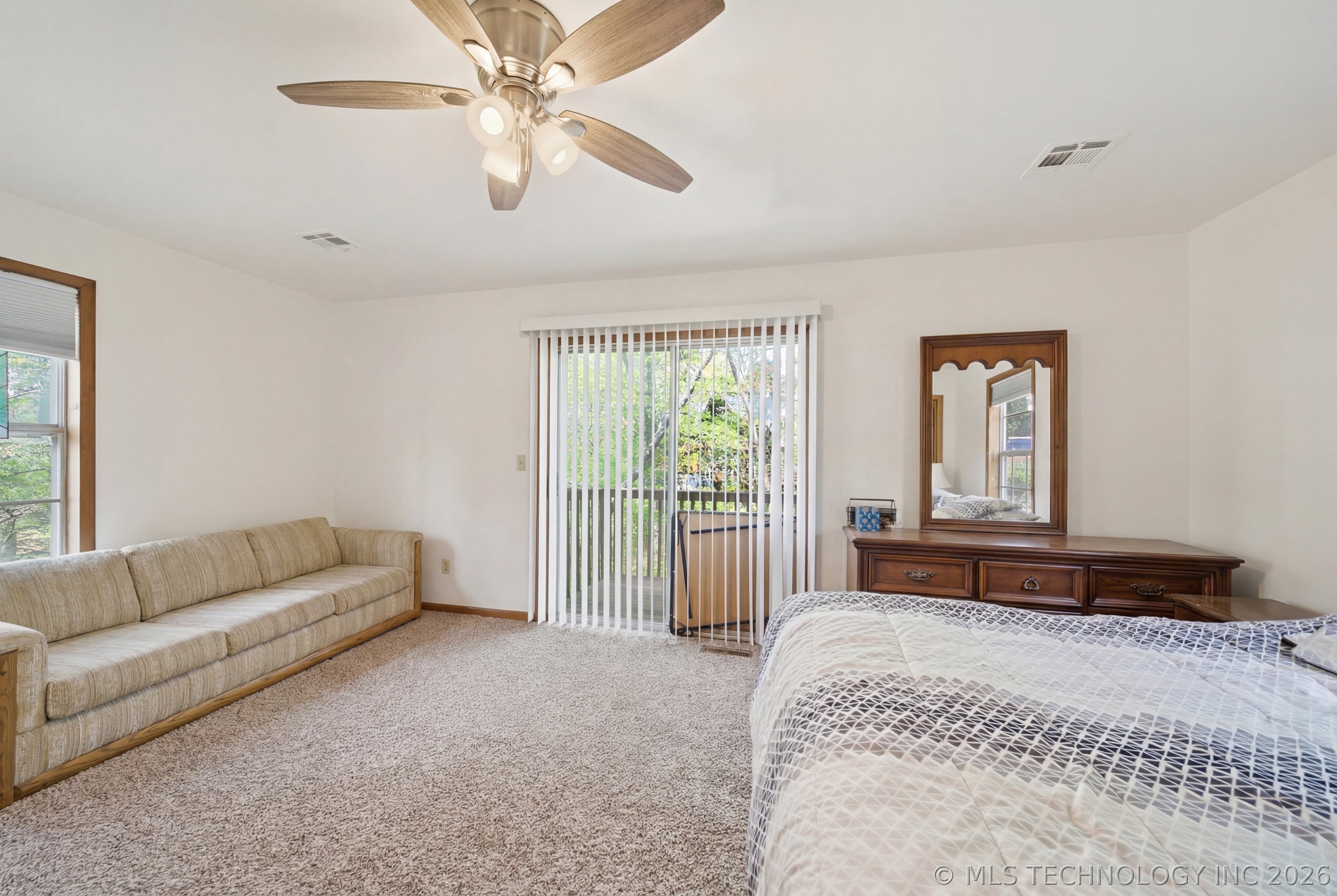 64 Walnut Street Locust Grove OK 74352