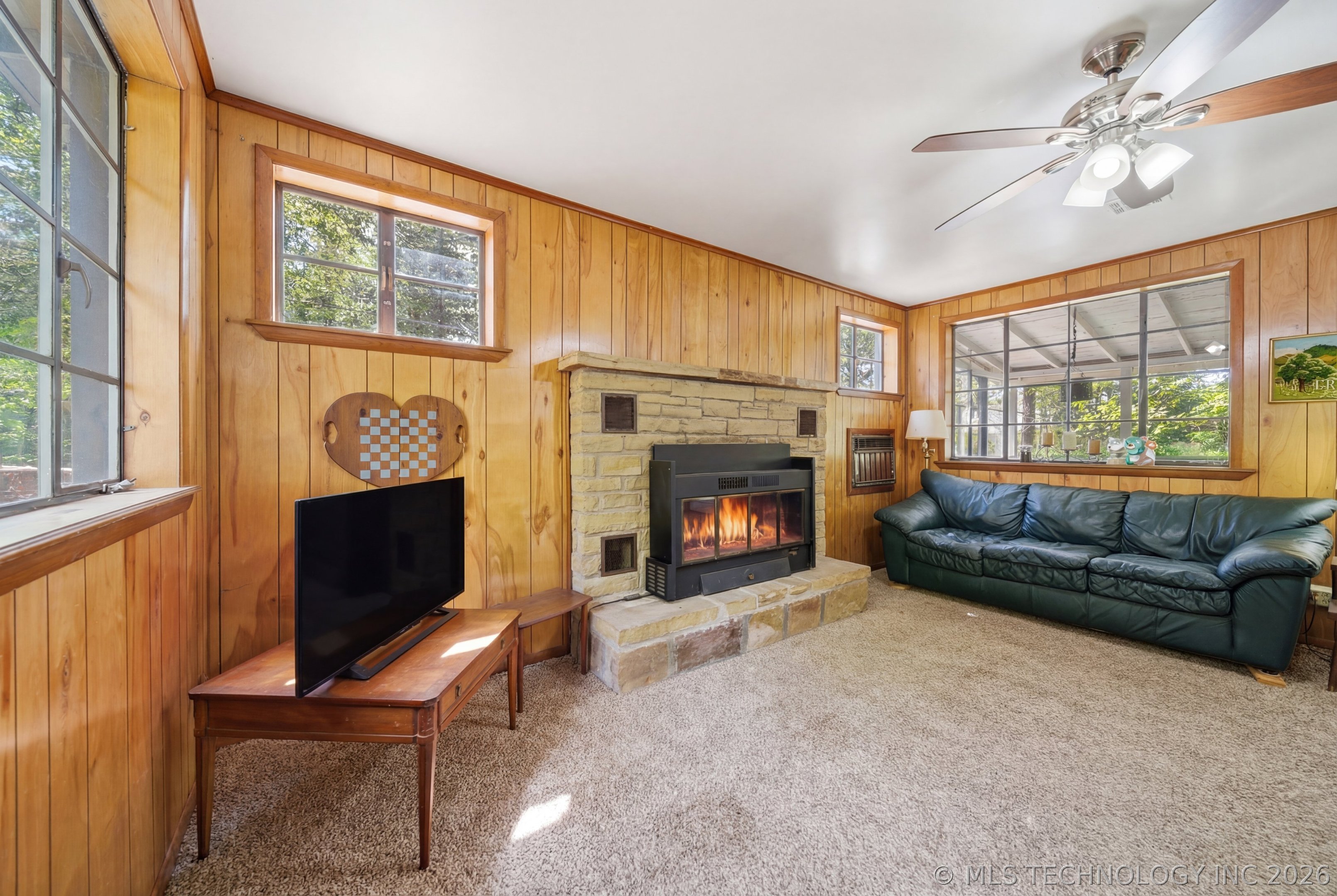 64 Walnut Street Locust Grove OK 74352