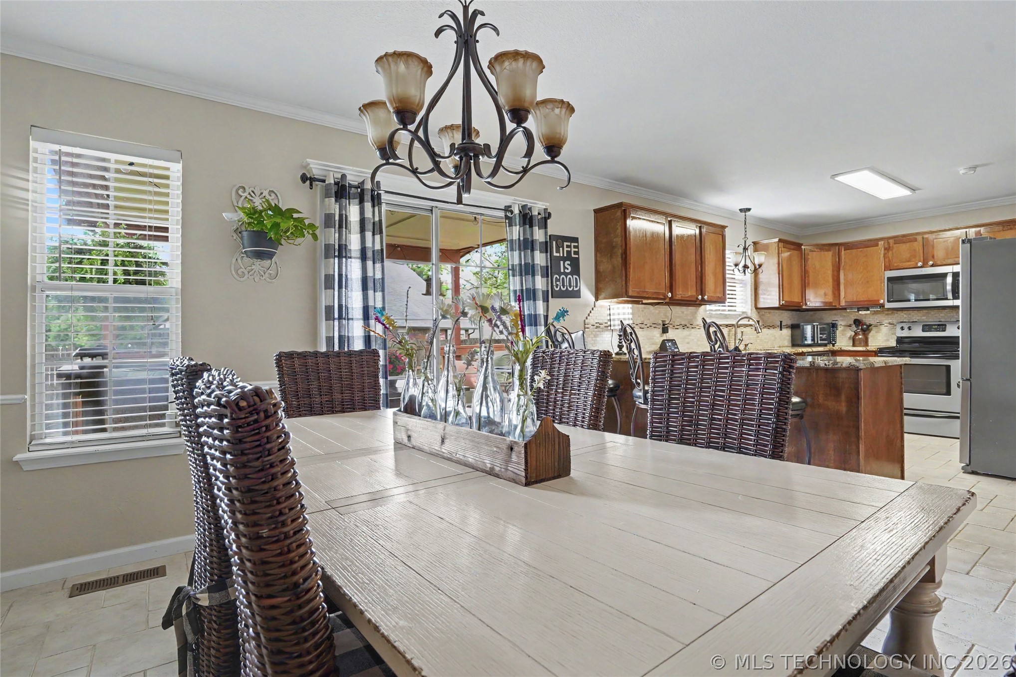 4012 S Narcissus Avenue Broken Arrow OK 74011