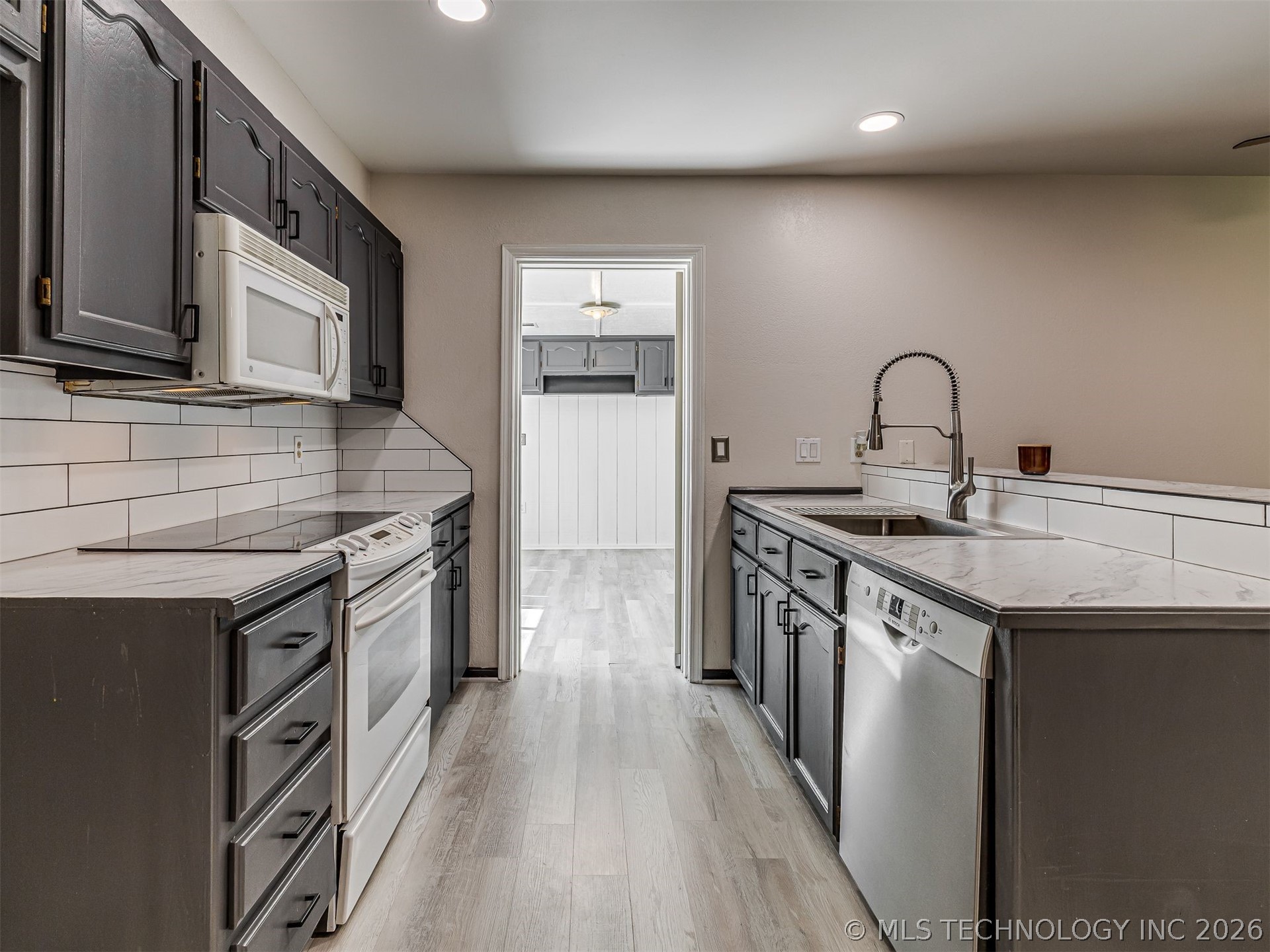 1618 E Denton Avenue Sapulpa OK 74066