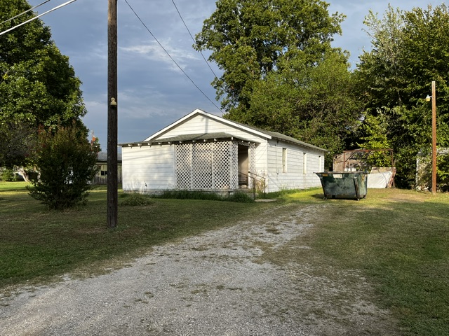 926 N Boudinot Avenue Dewey OK 74029
