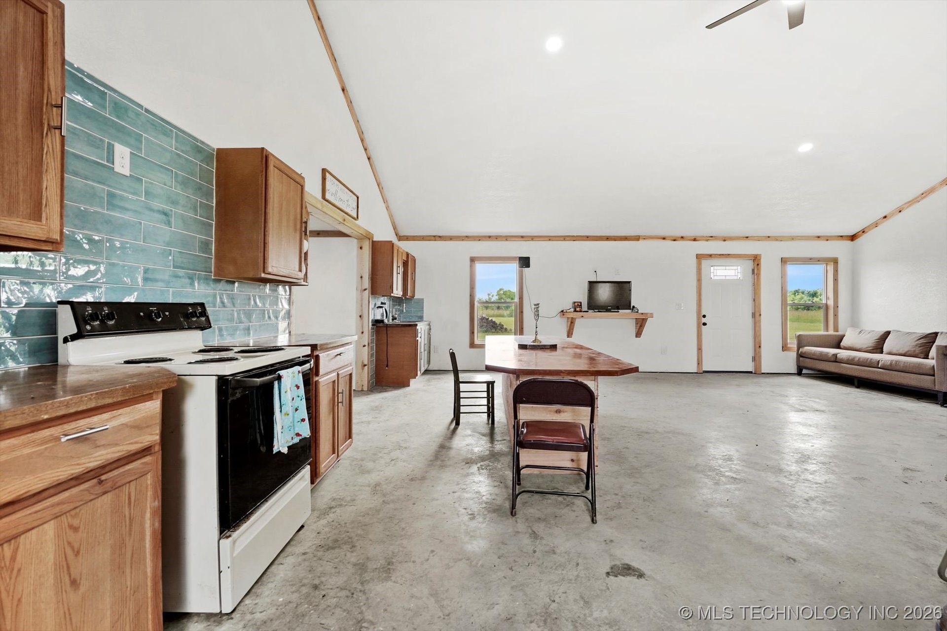2200 N 166th Road Mounds OK 74047