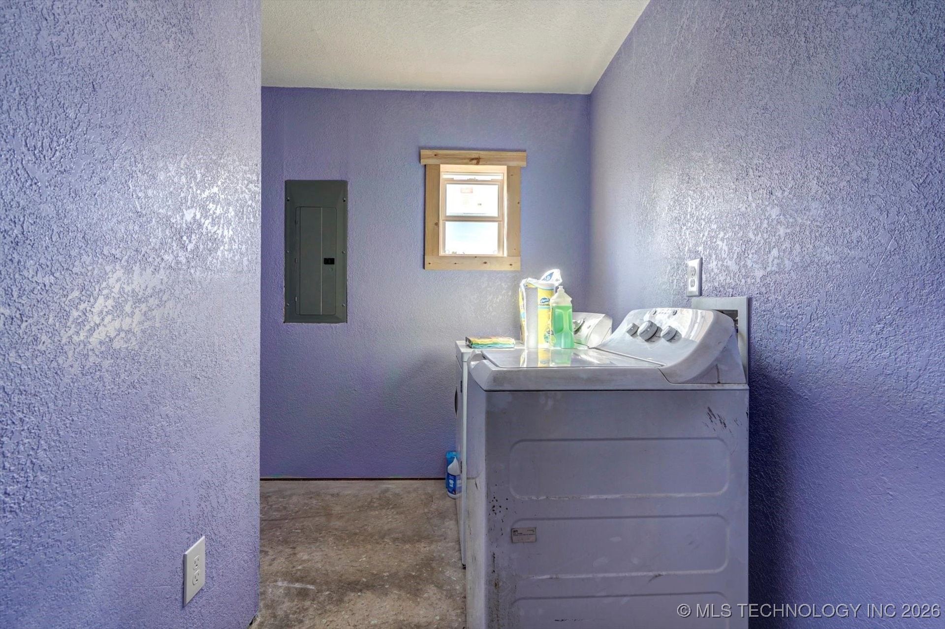 2200 N 166th Road Mounds OK 74047