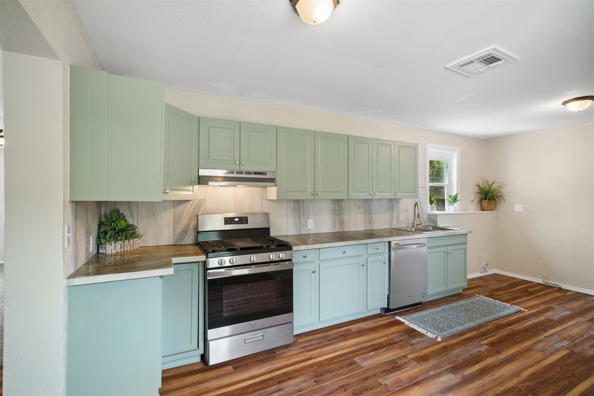 1335 E Maple Street Cushing OK 74023