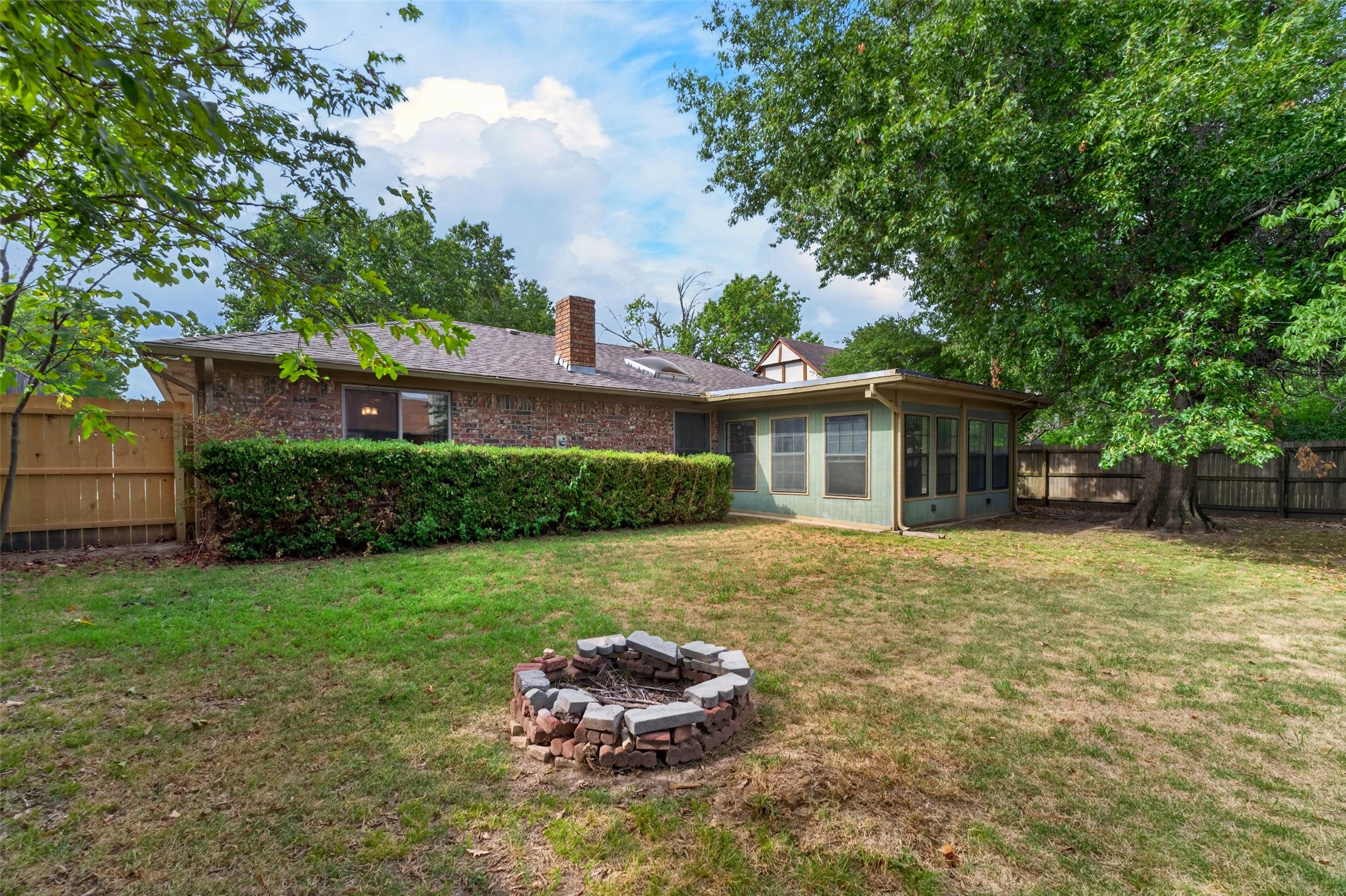 9663 E 26th Place Tulsa OK 74129