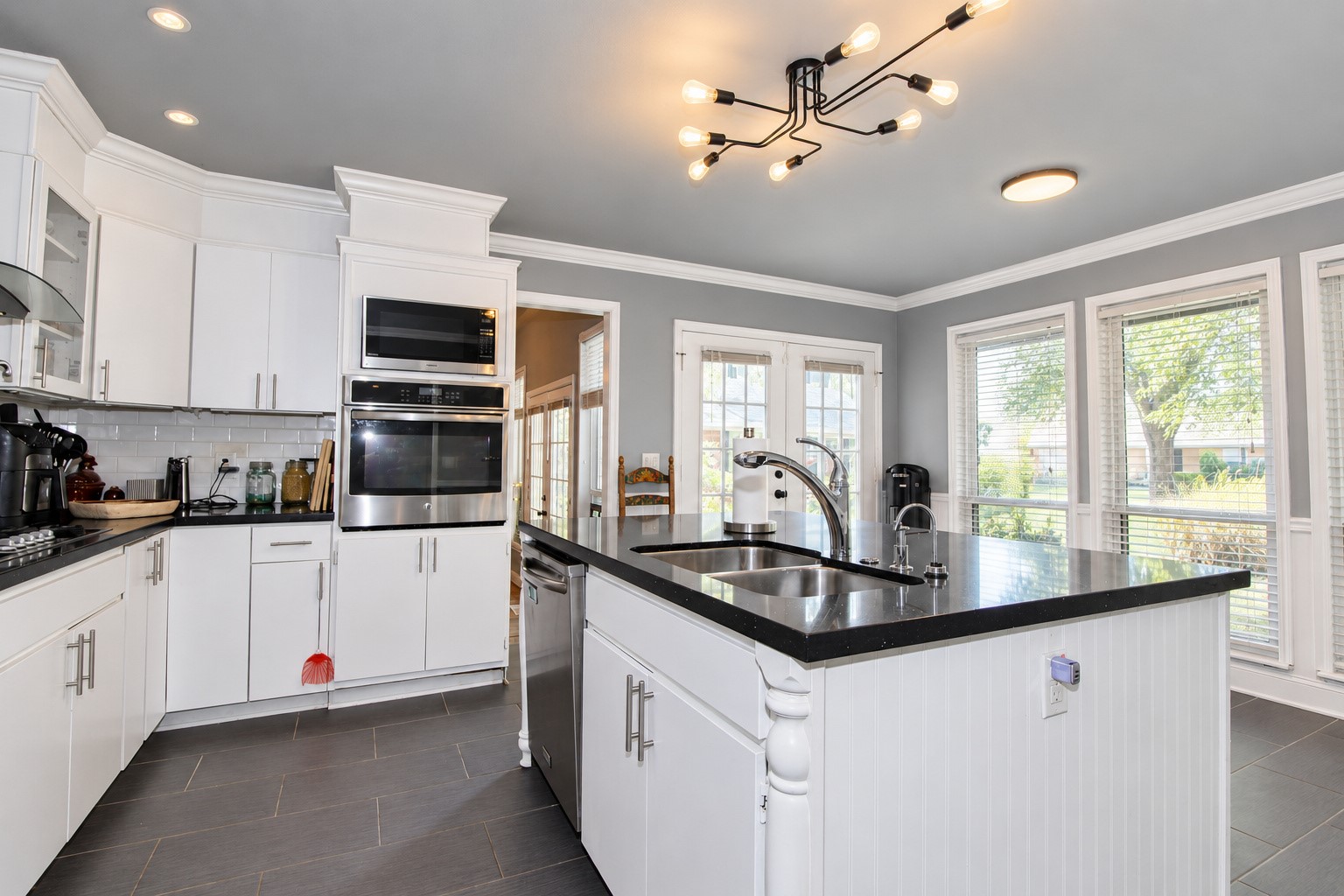 8413 Shadowood Avenue Broken Arrow OK 74011