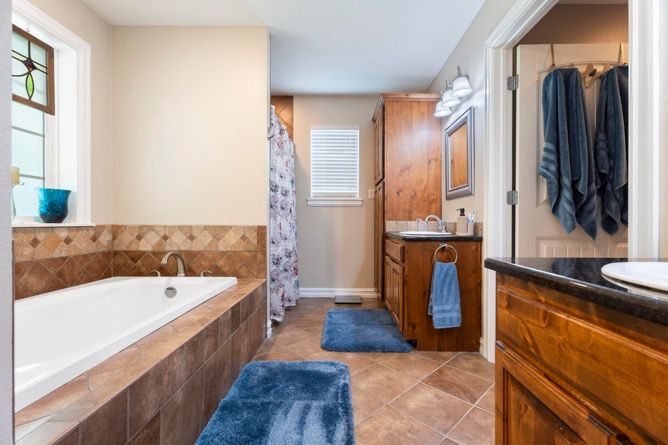 12348 E 389 Road Jay OK 74346