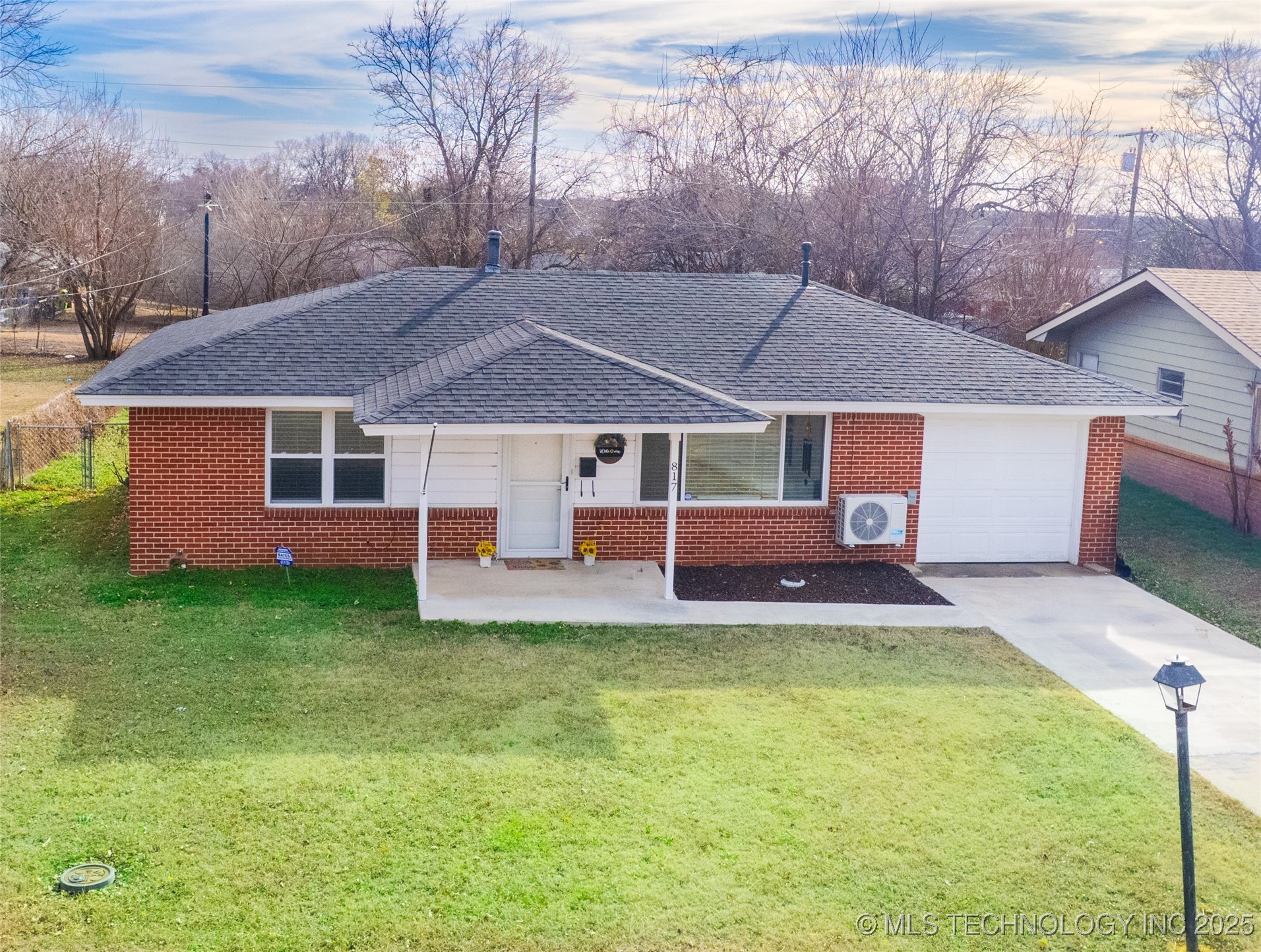 817 Charles Ada OK 74820