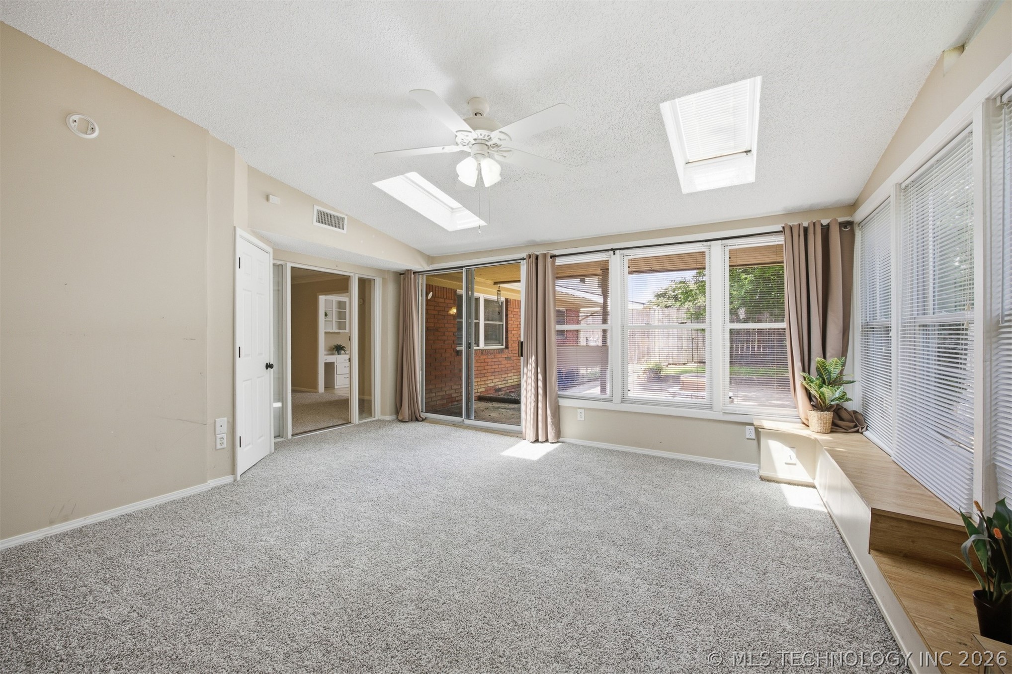 7037 E 59th Street Tulsa OK 74145