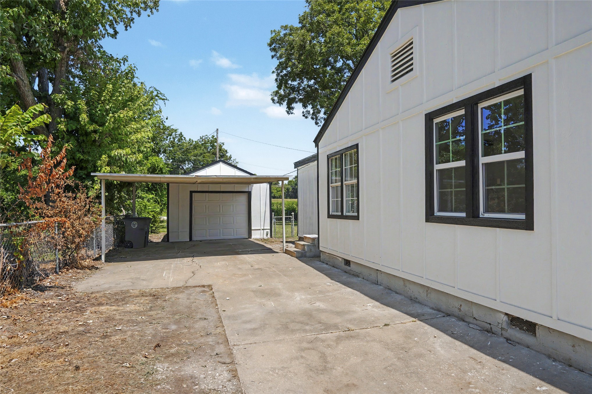 4951 W 1st Street Tulsa OK 74127