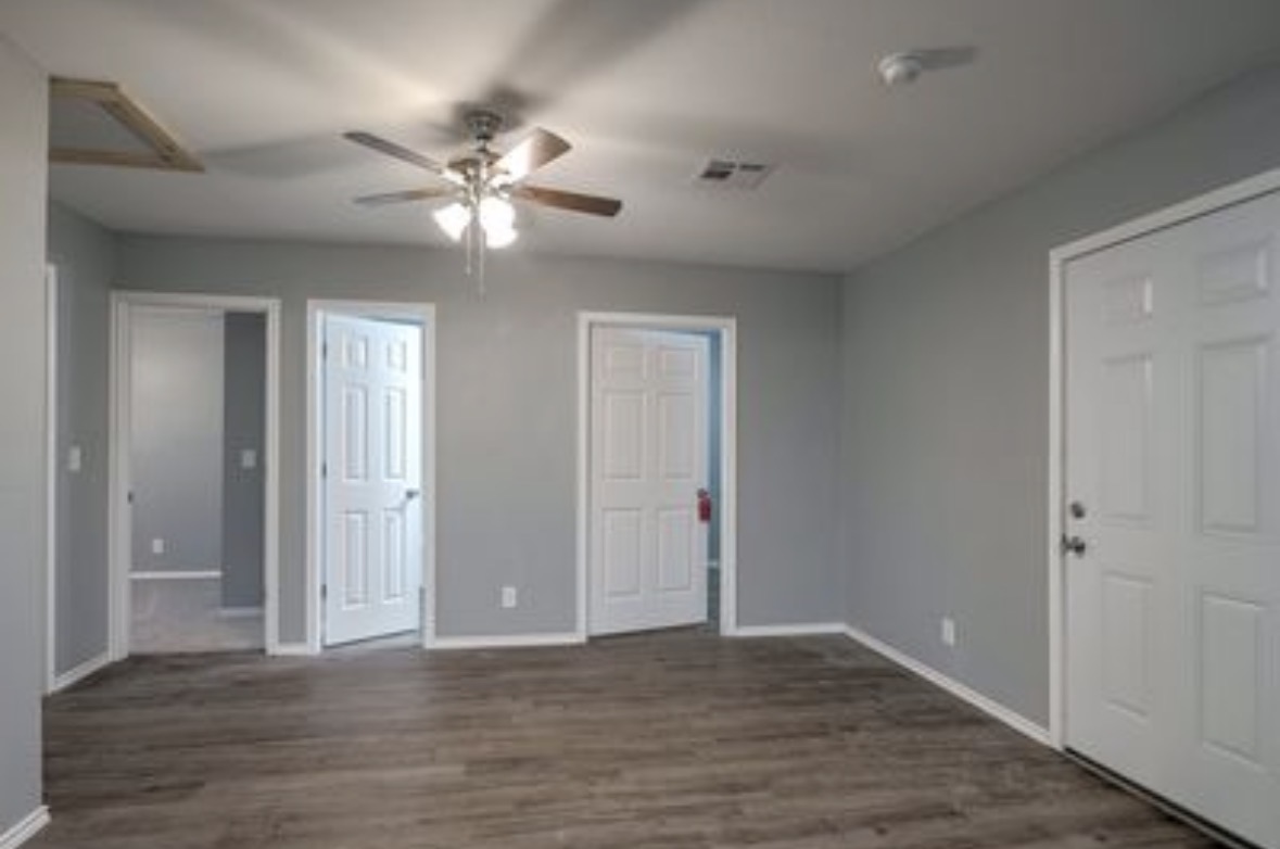 619 S 102nd East Eastavenue Tulsa OK 74128