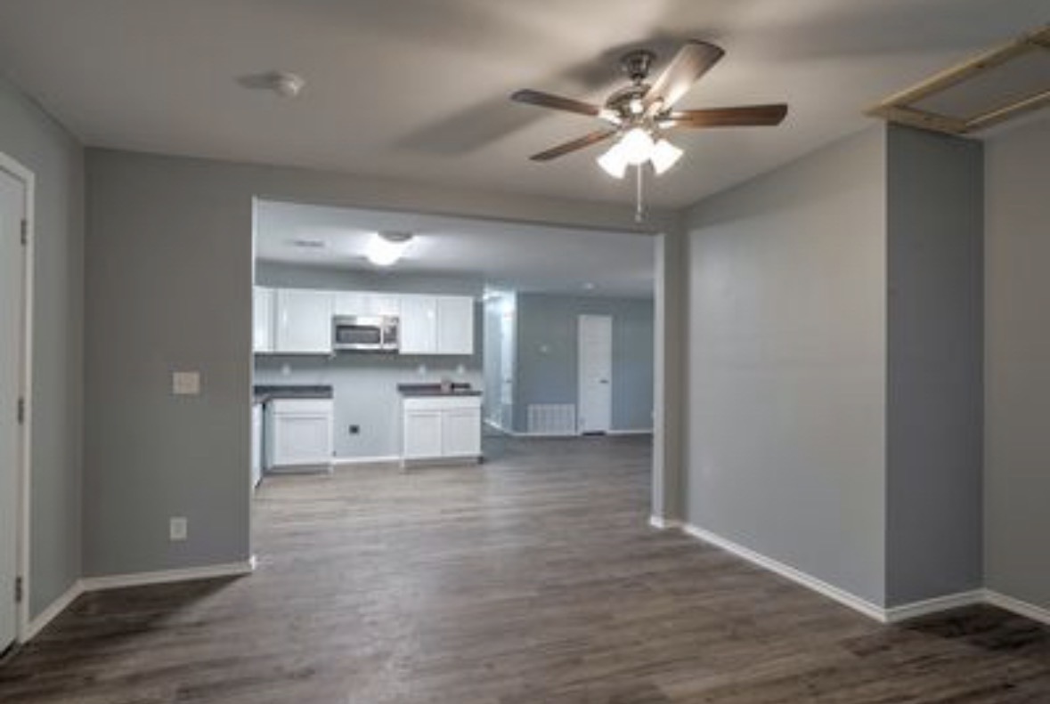 619 S 102nd East Eastavenue Tulsa OK 74128