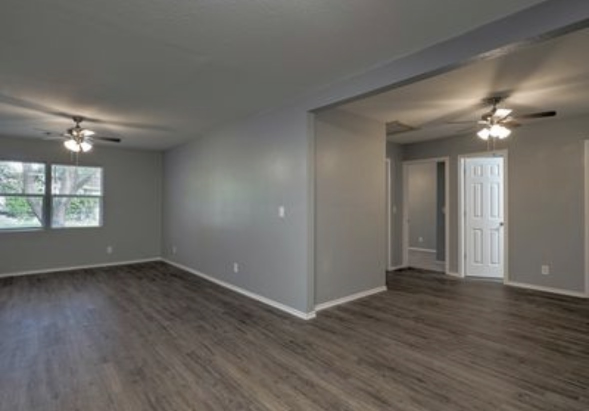 619 S 102nd East Eastavenue Tulsa OK 74128