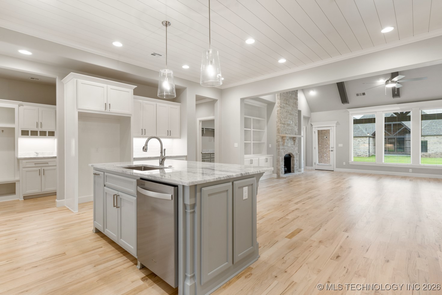 2704 W Twin Oaks Street Broken Arrow OK 74012