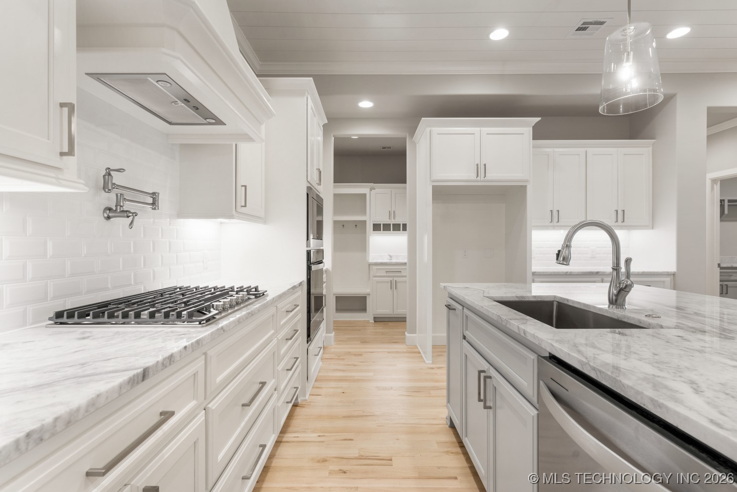 2704 W Twin Oaks Street Broken Arrow OK 74012