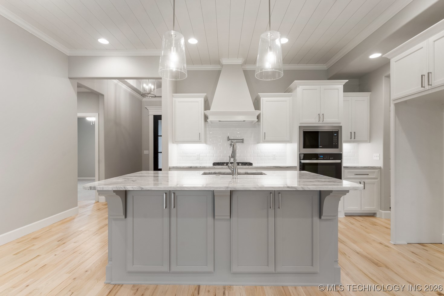 2704 W Twin Oaks Street Broken Arrow OK 74012