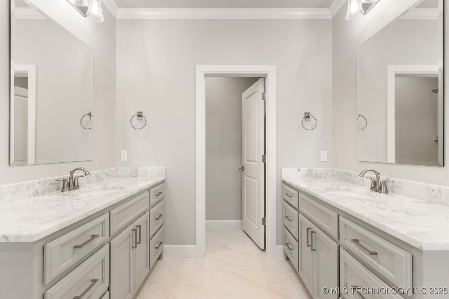2704 W Twin Oaks Street Broken Arrow OK 74012