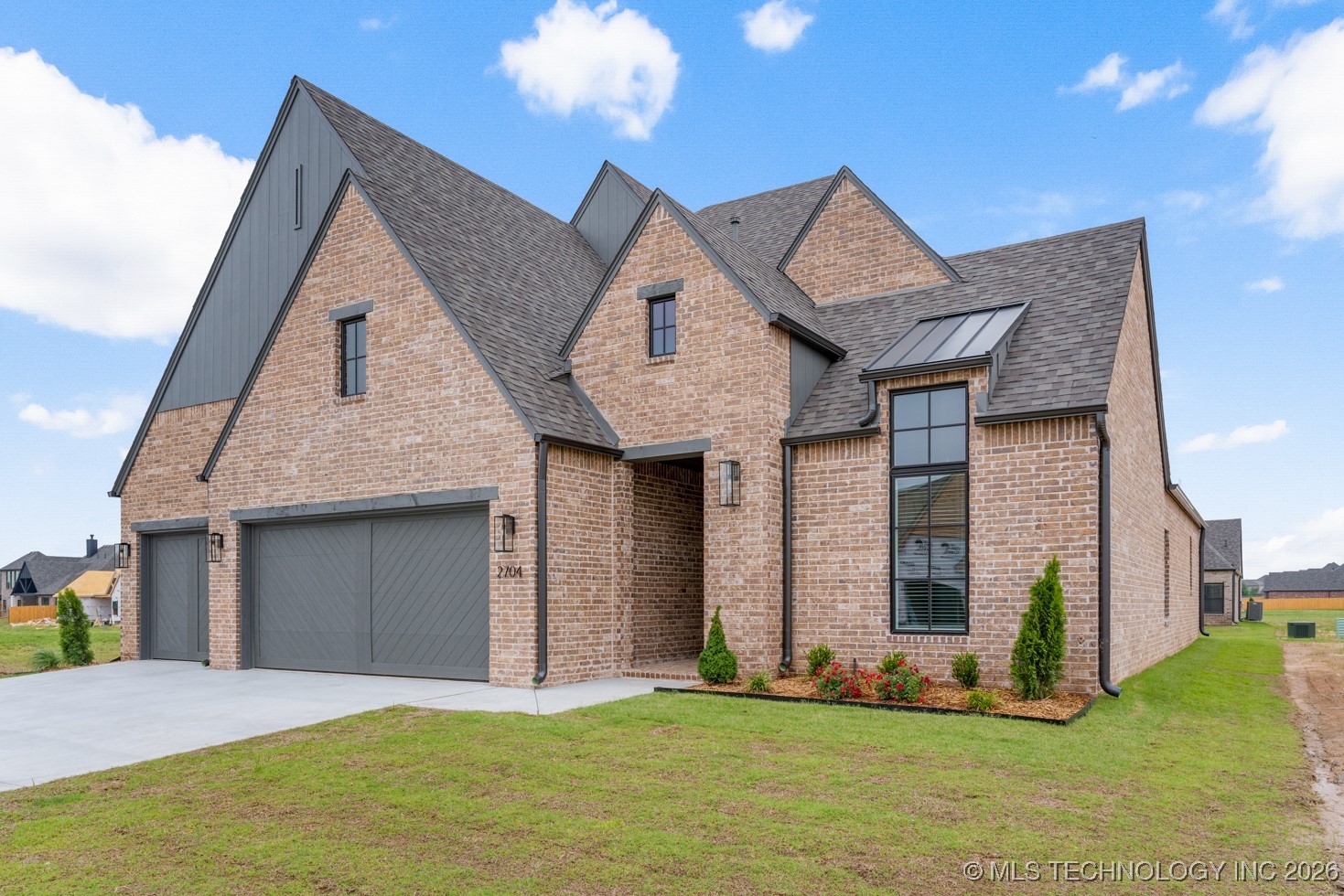 2704 W Twin Oaks Street Broken Arrow OK 74012