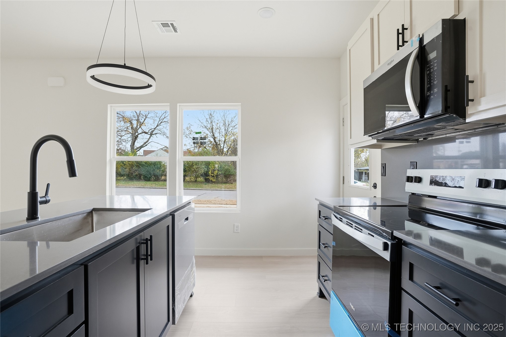 4729 E King Street Tulsa OK 74115