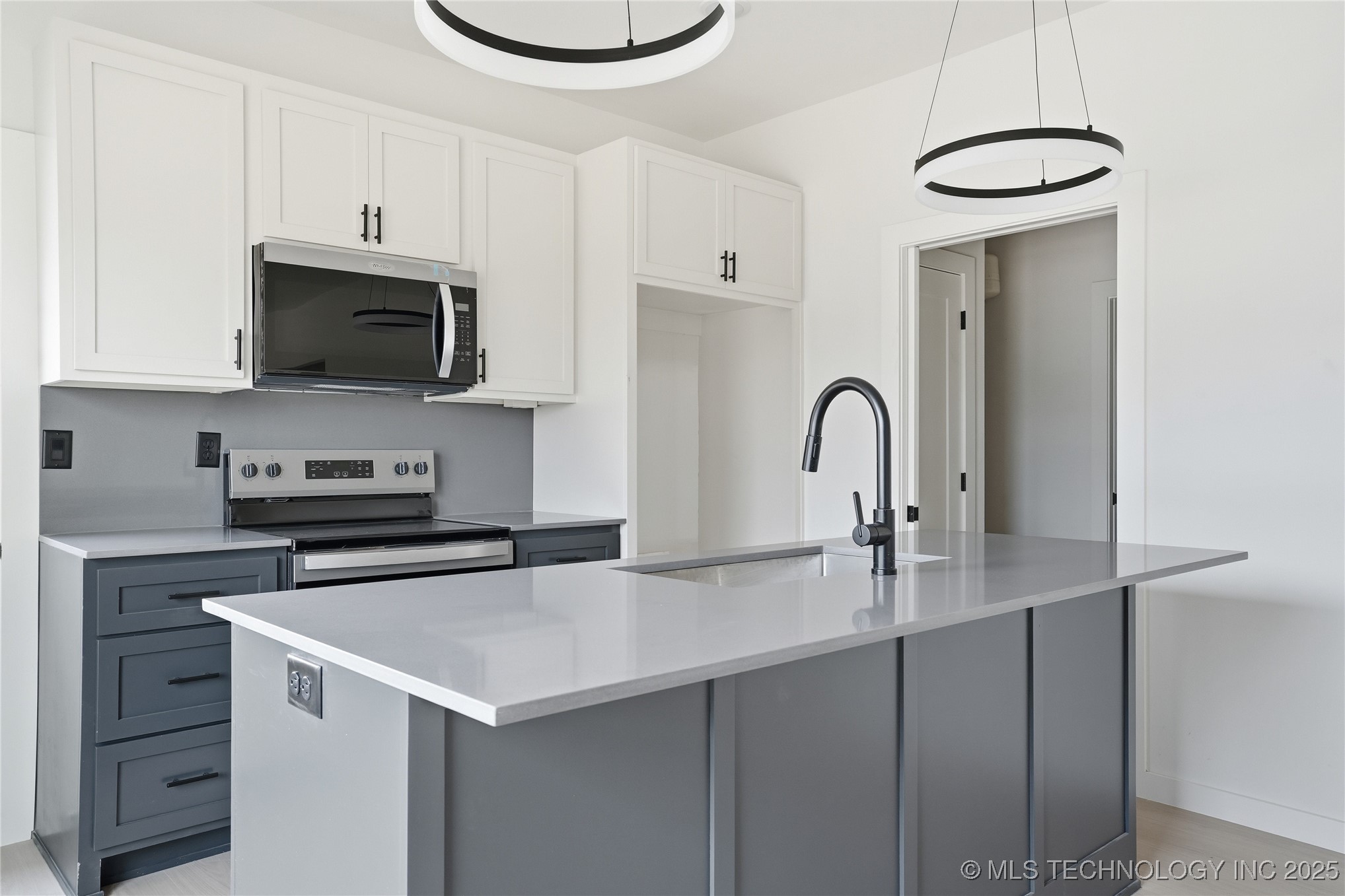 4729 E King Street Tulsa OK 74115