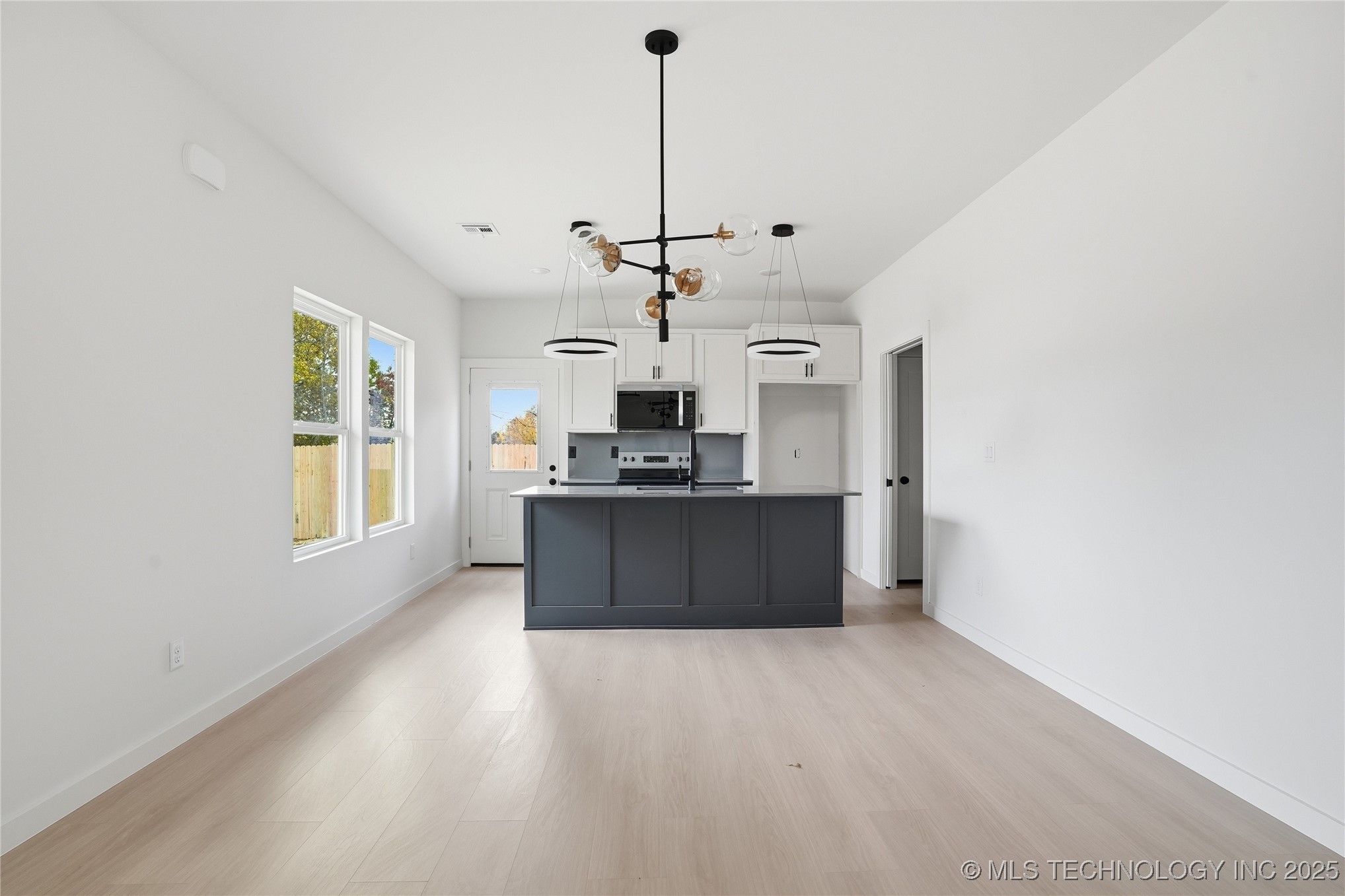 4729 E King Street Tulsa OK 74115