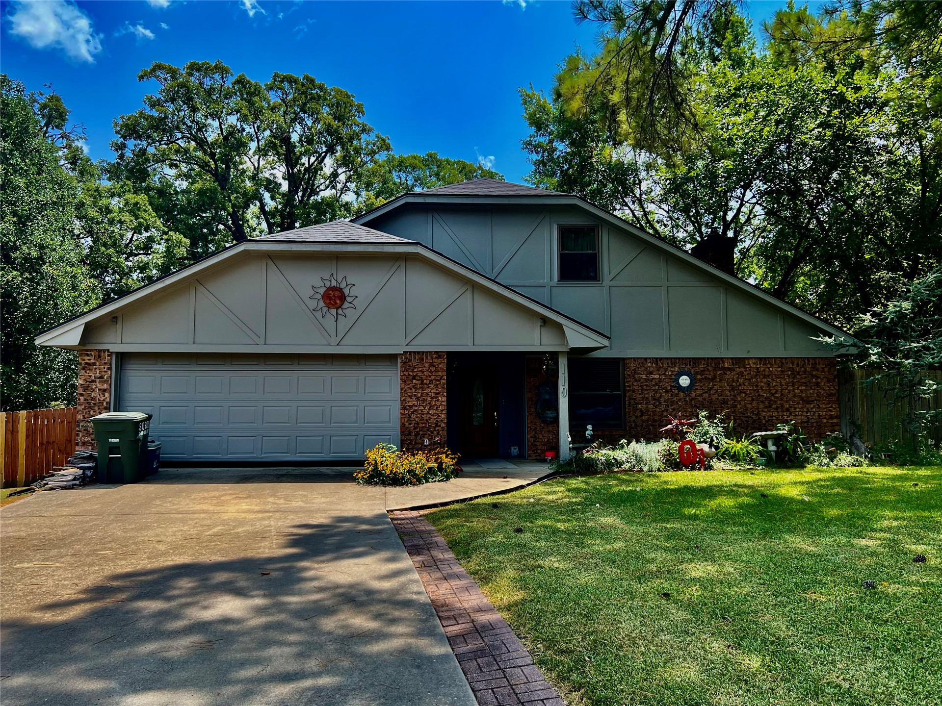 110 Parkway Plaza Madill OK 73446