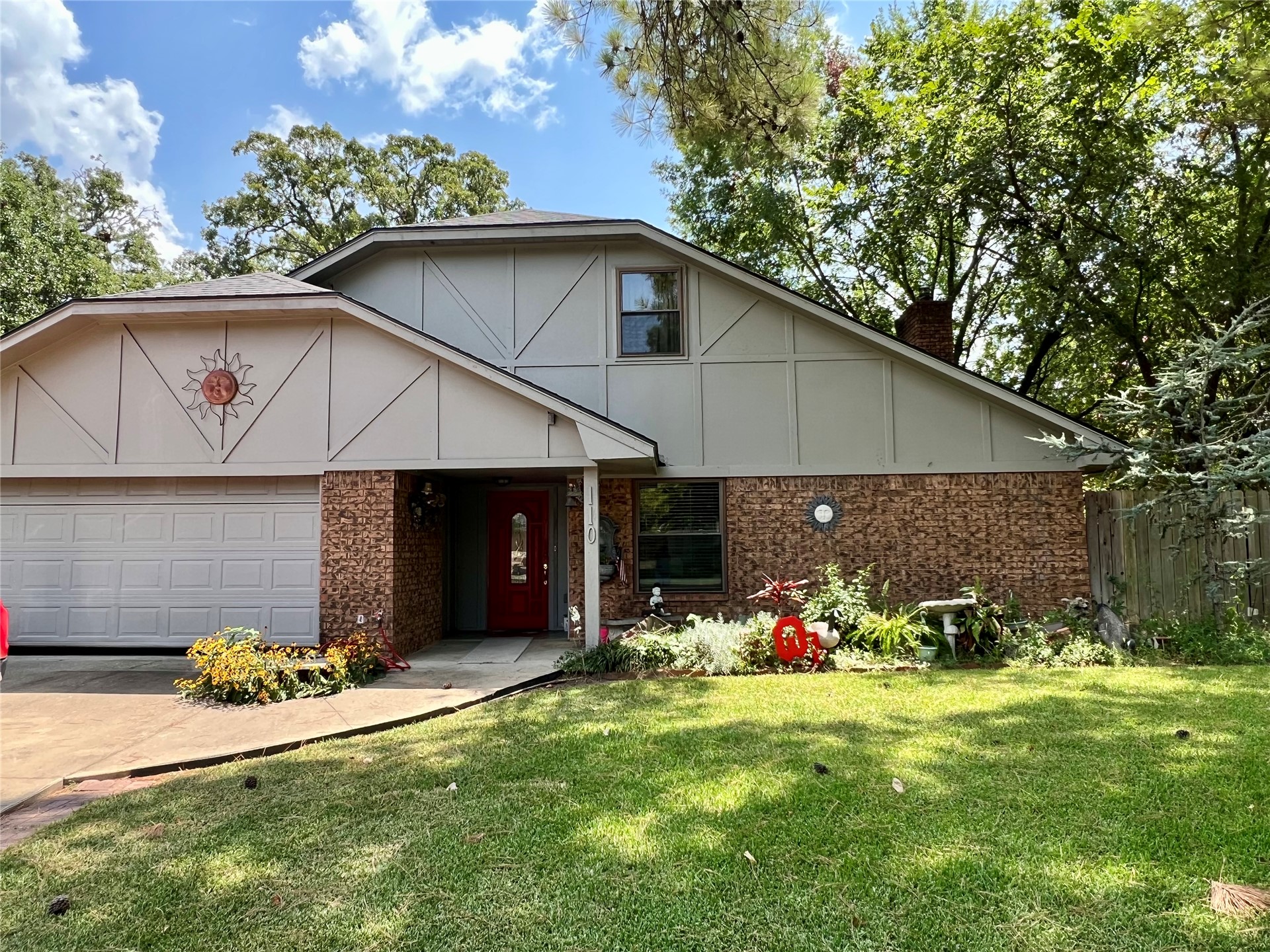 110 Parkway Plaza Madill OK 73446