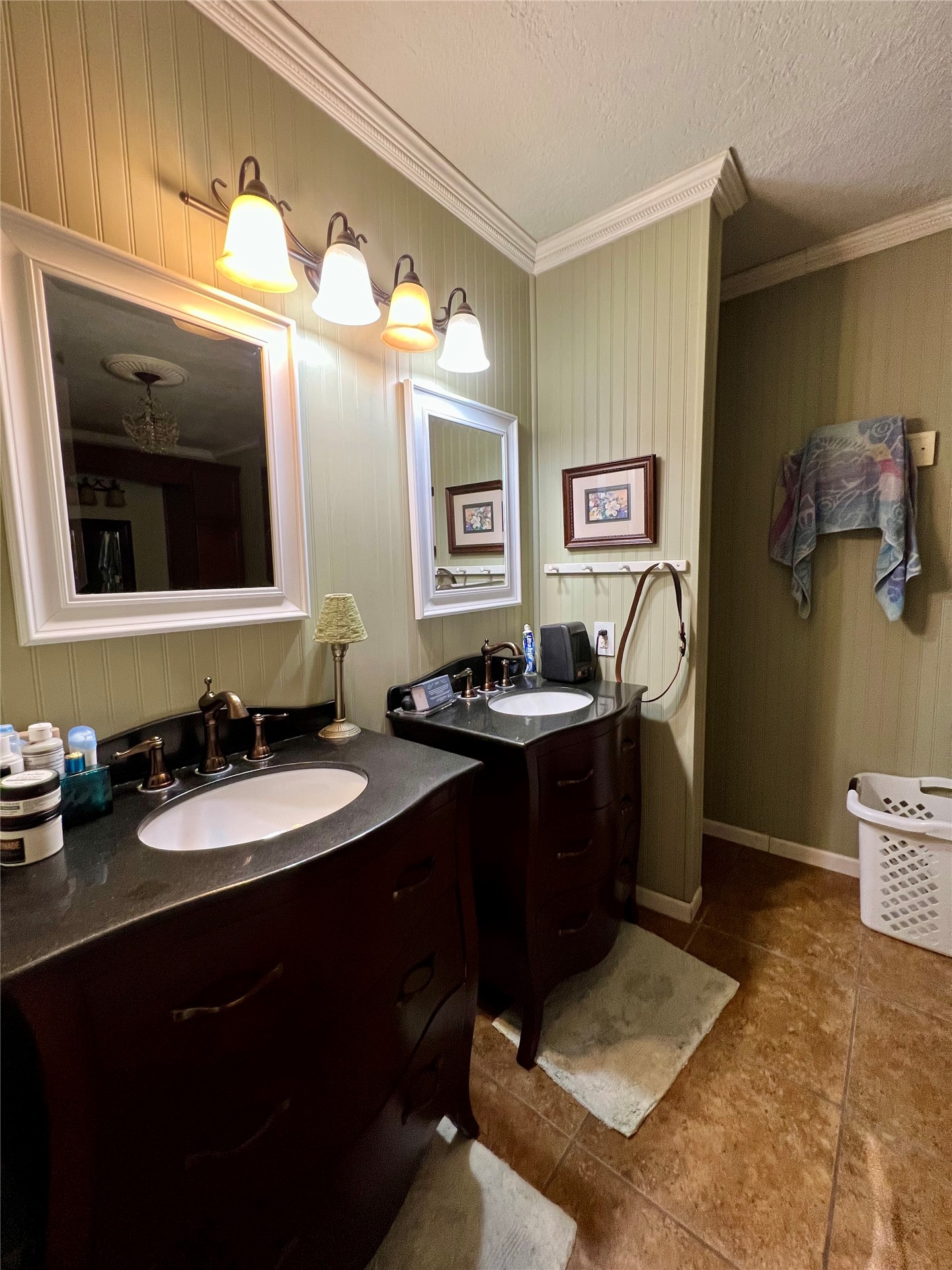 110 Parkway Plaza Madill OK 73446