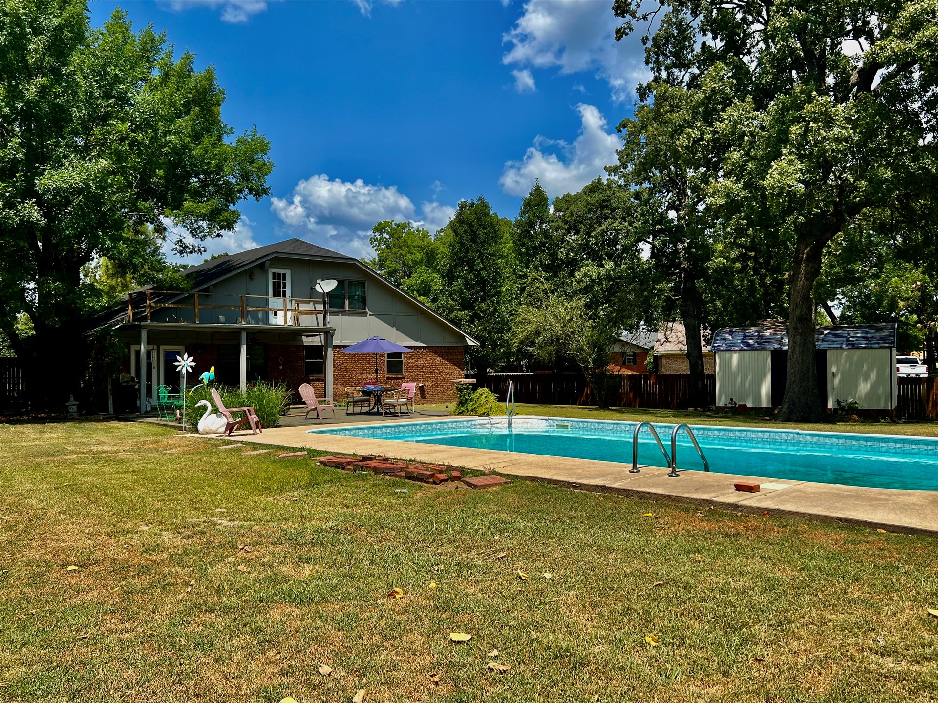 110 Parkway Plaza Madill OK 73446