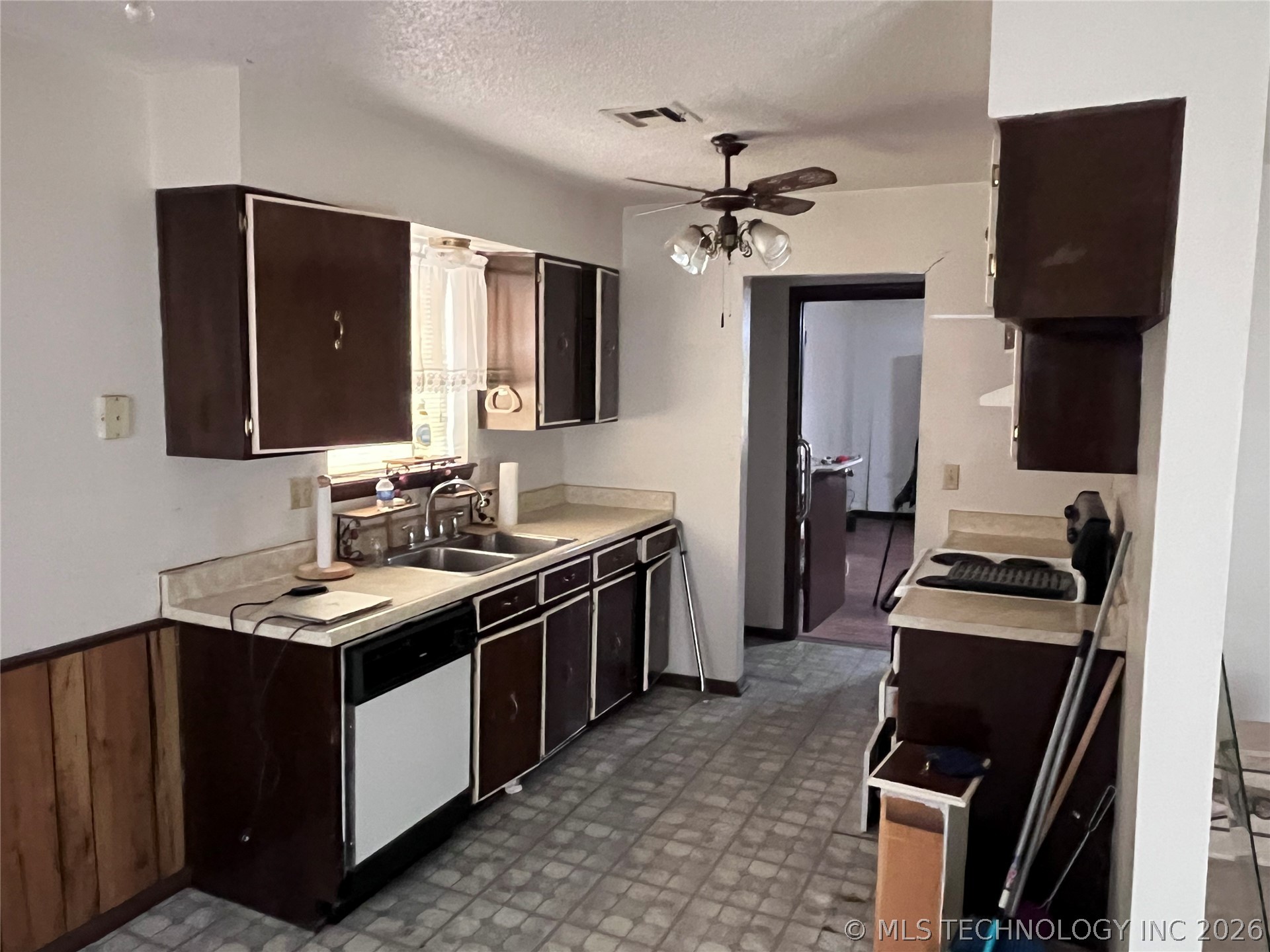 9710 NE 4th Street Midwest City OK 73130