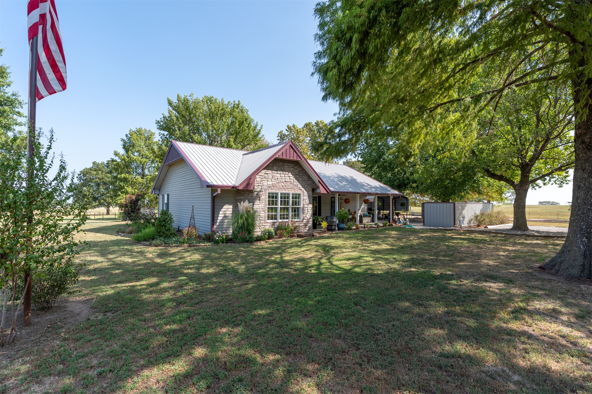 377038 E 1060 Okemah OK 74859