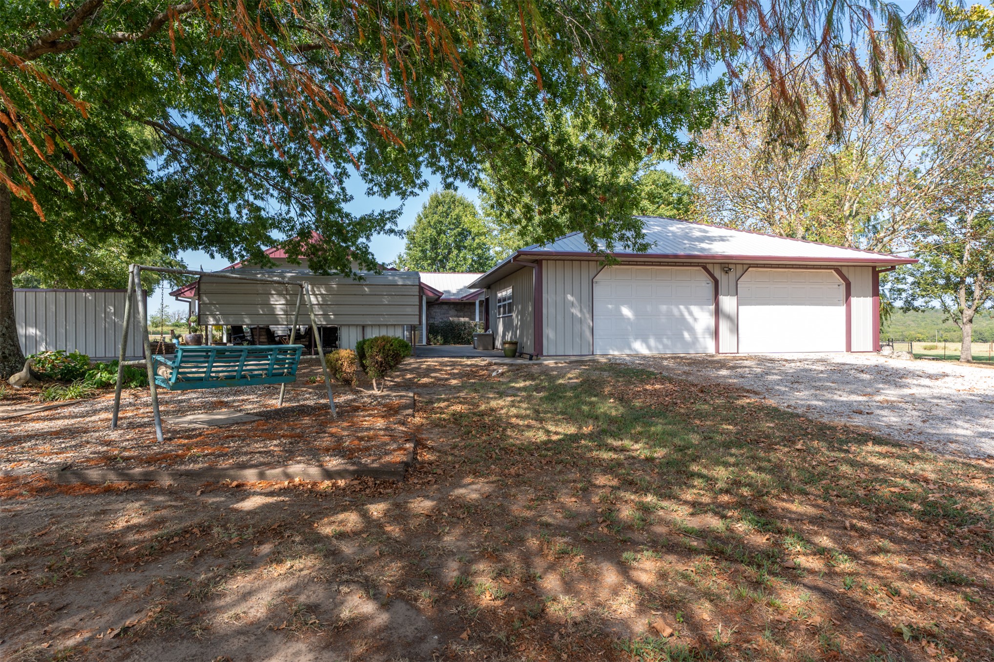 377038 E 1060 Okemah OK 74859