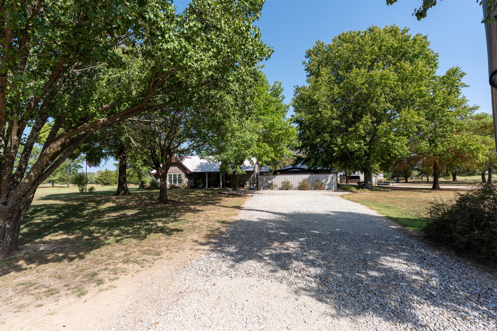 377038 E 1060 Okemah OK 74859