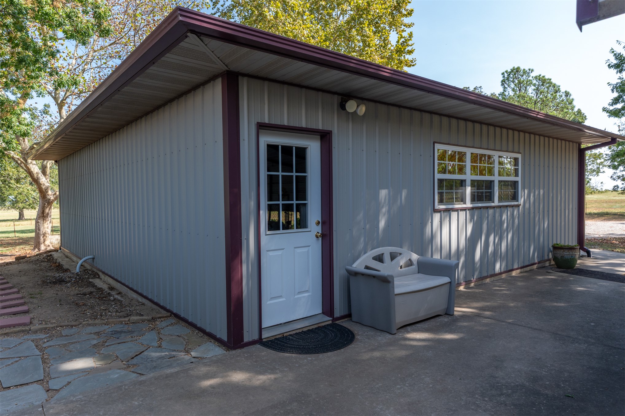377038 E 1060 Okemah OK 74859