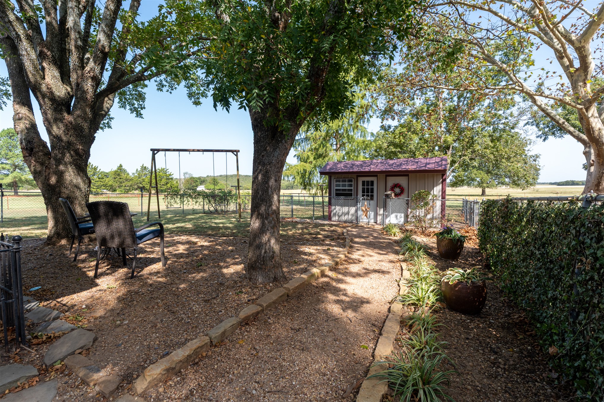 377038 E 1060 Okemah OK 74859