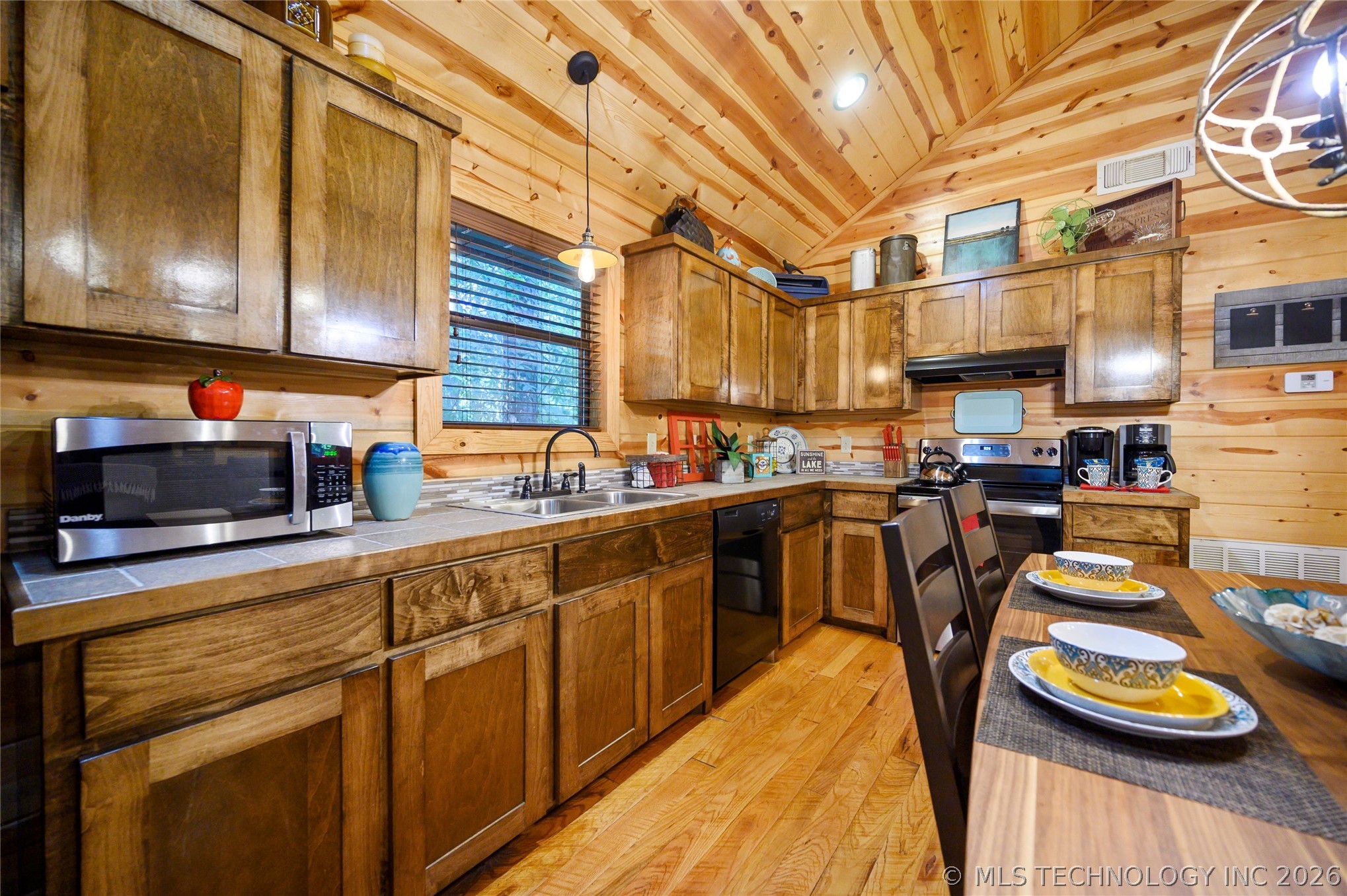 81 Bent Pine Trail Broken Bow OK 74728