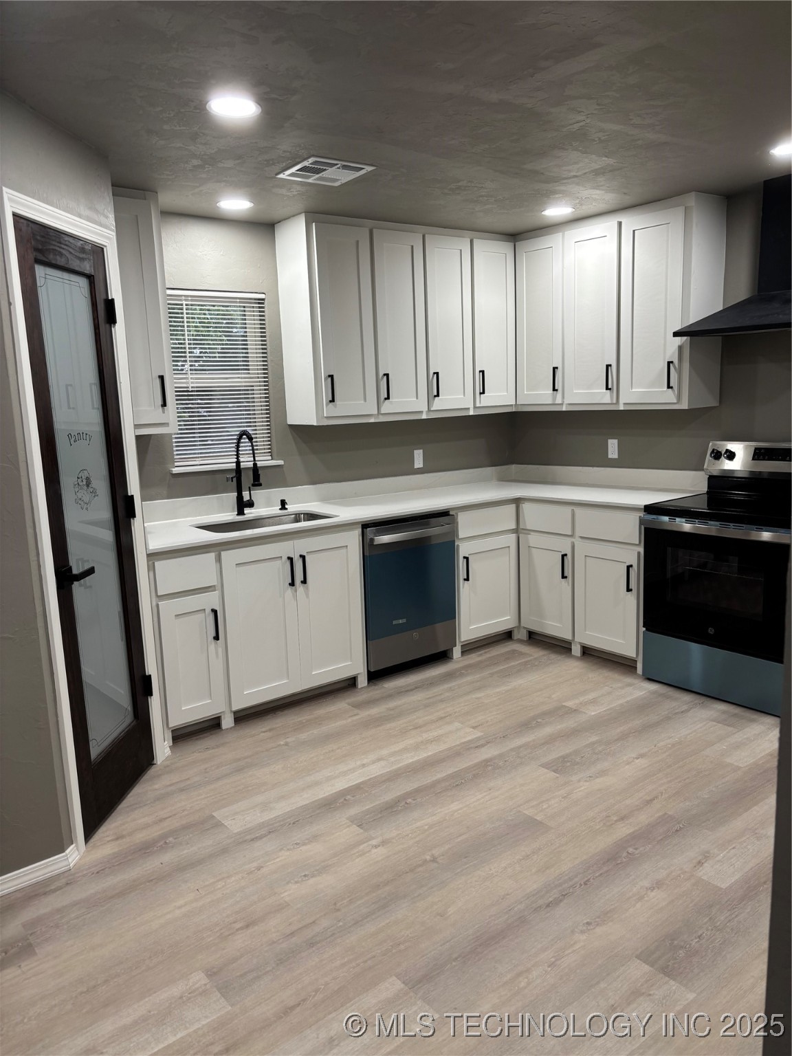 413 E 8th Street Cushing OK 74023