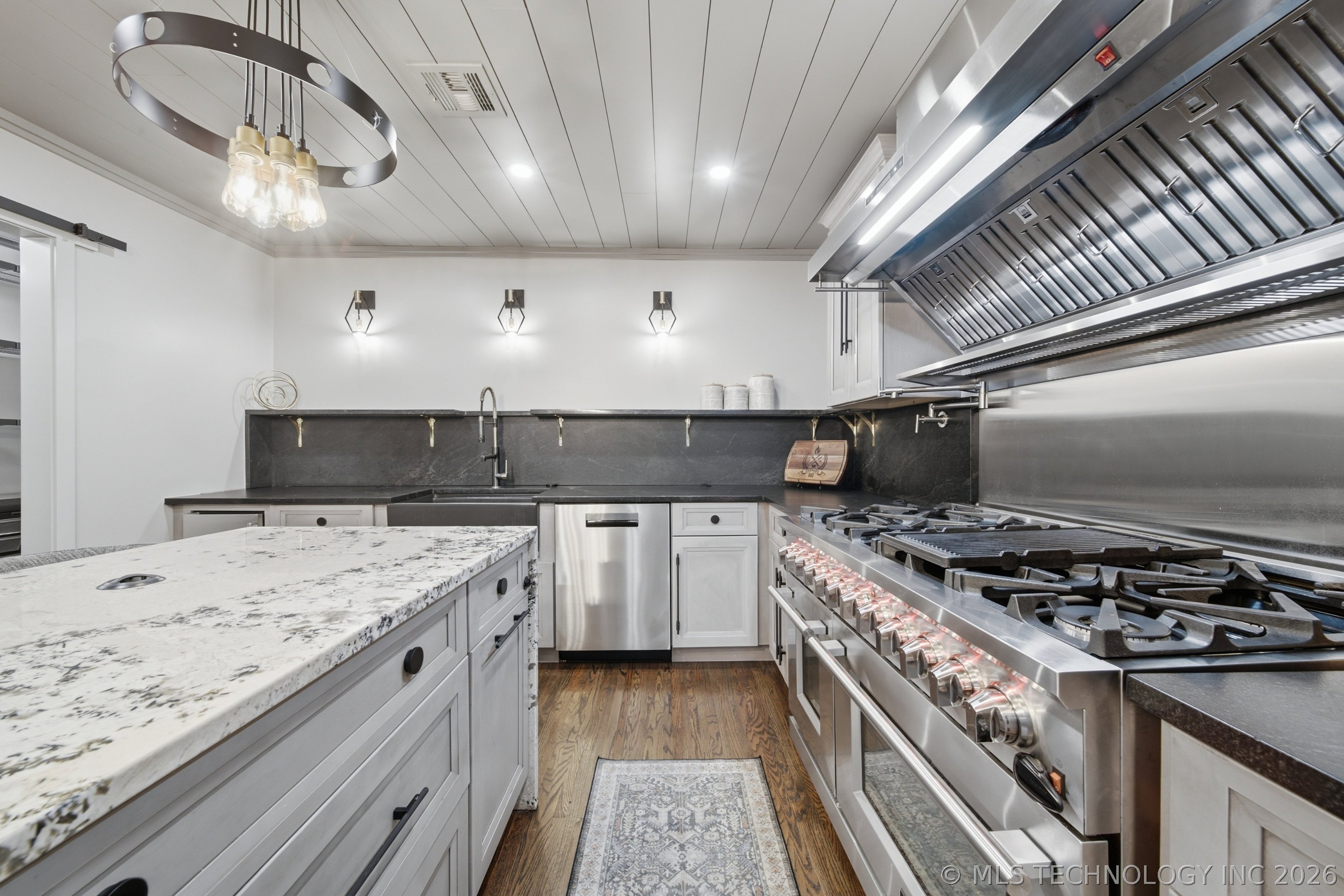 4650 S Columbia Place Tulsa OK 74105
