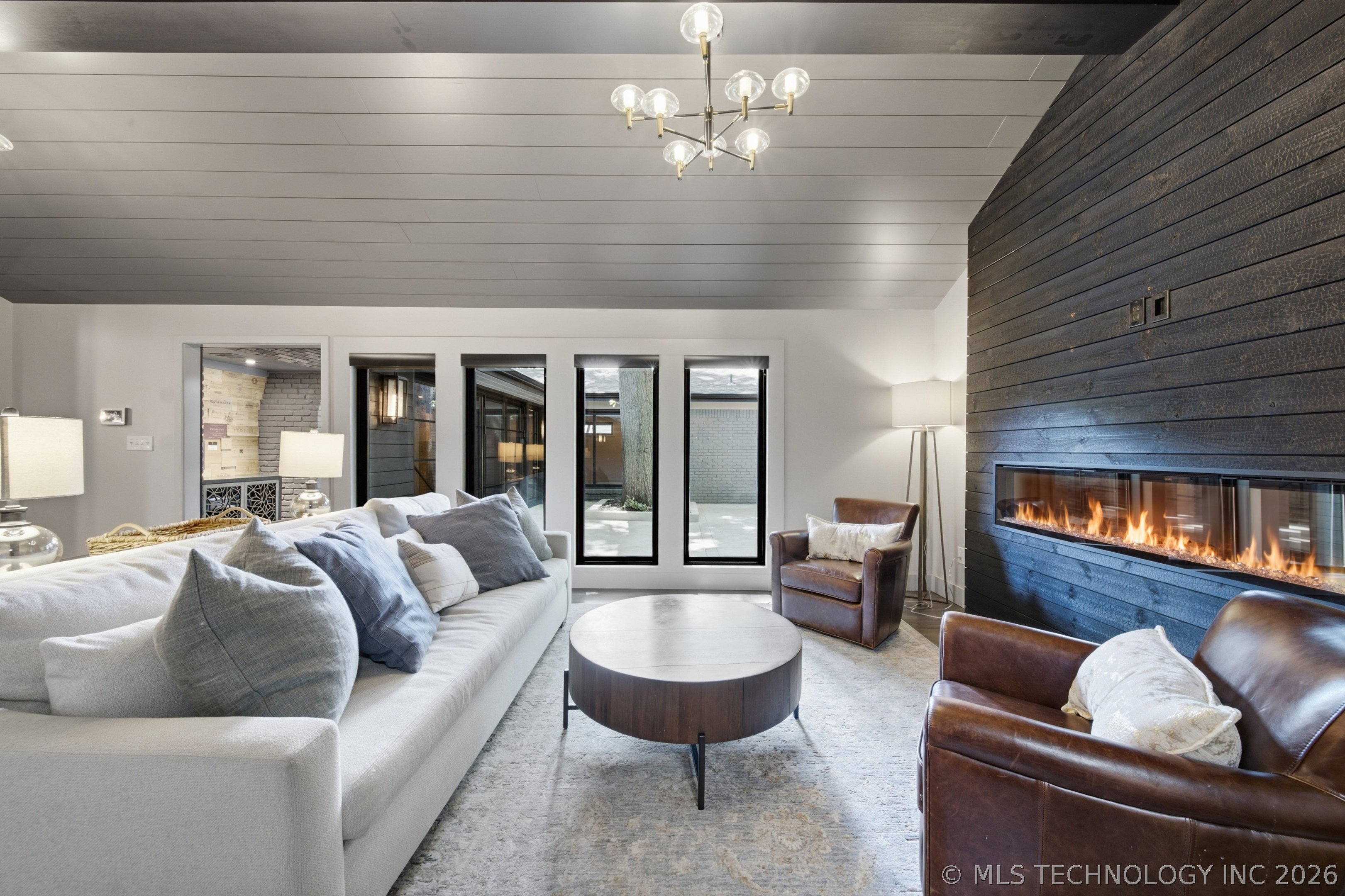4650 S Columbia Place Tulsa OK 74105