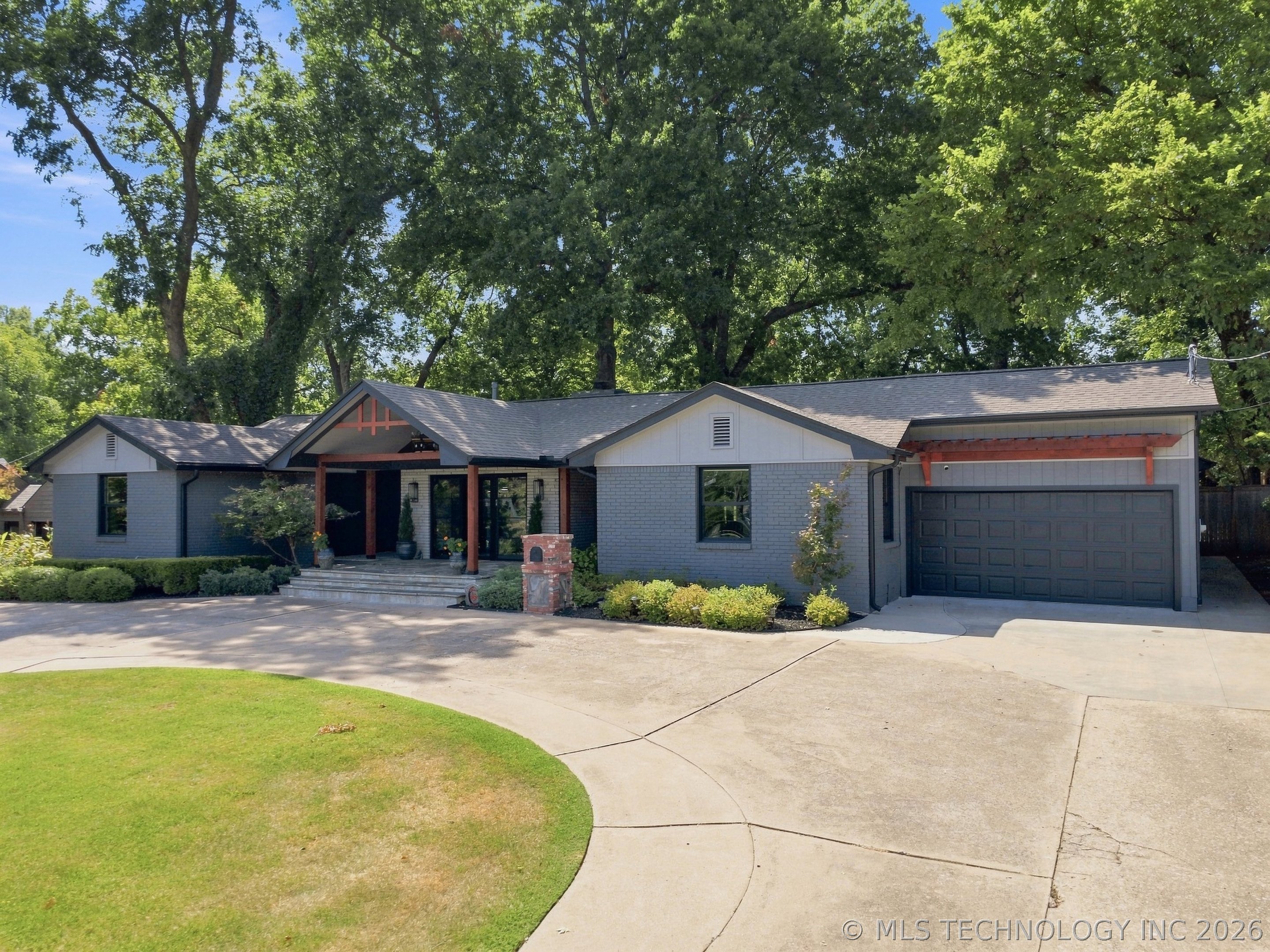 4650 S Columbia Place Tulsa OK 74105