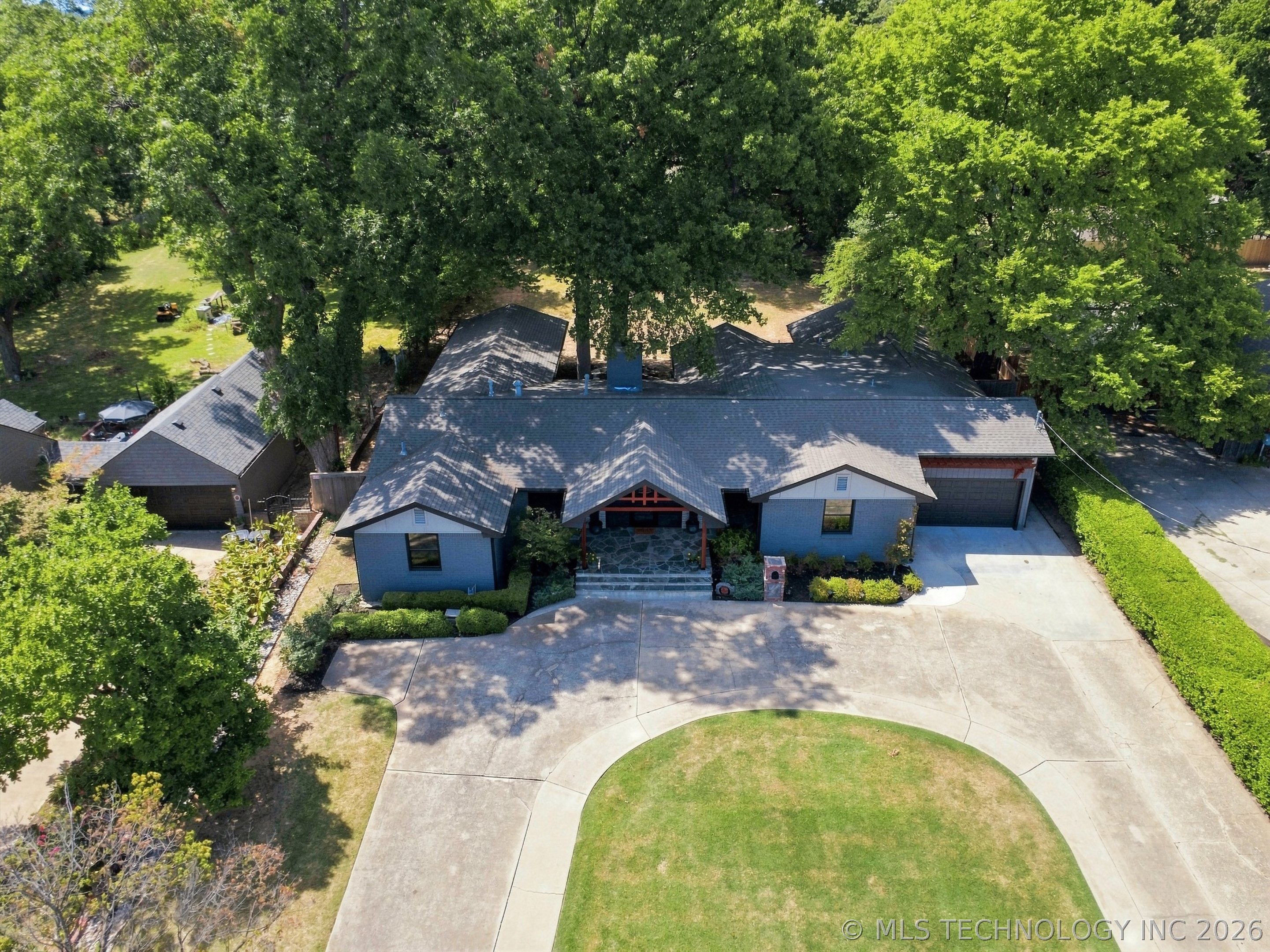 4650 S Columbia Place Tulsa OK 74105