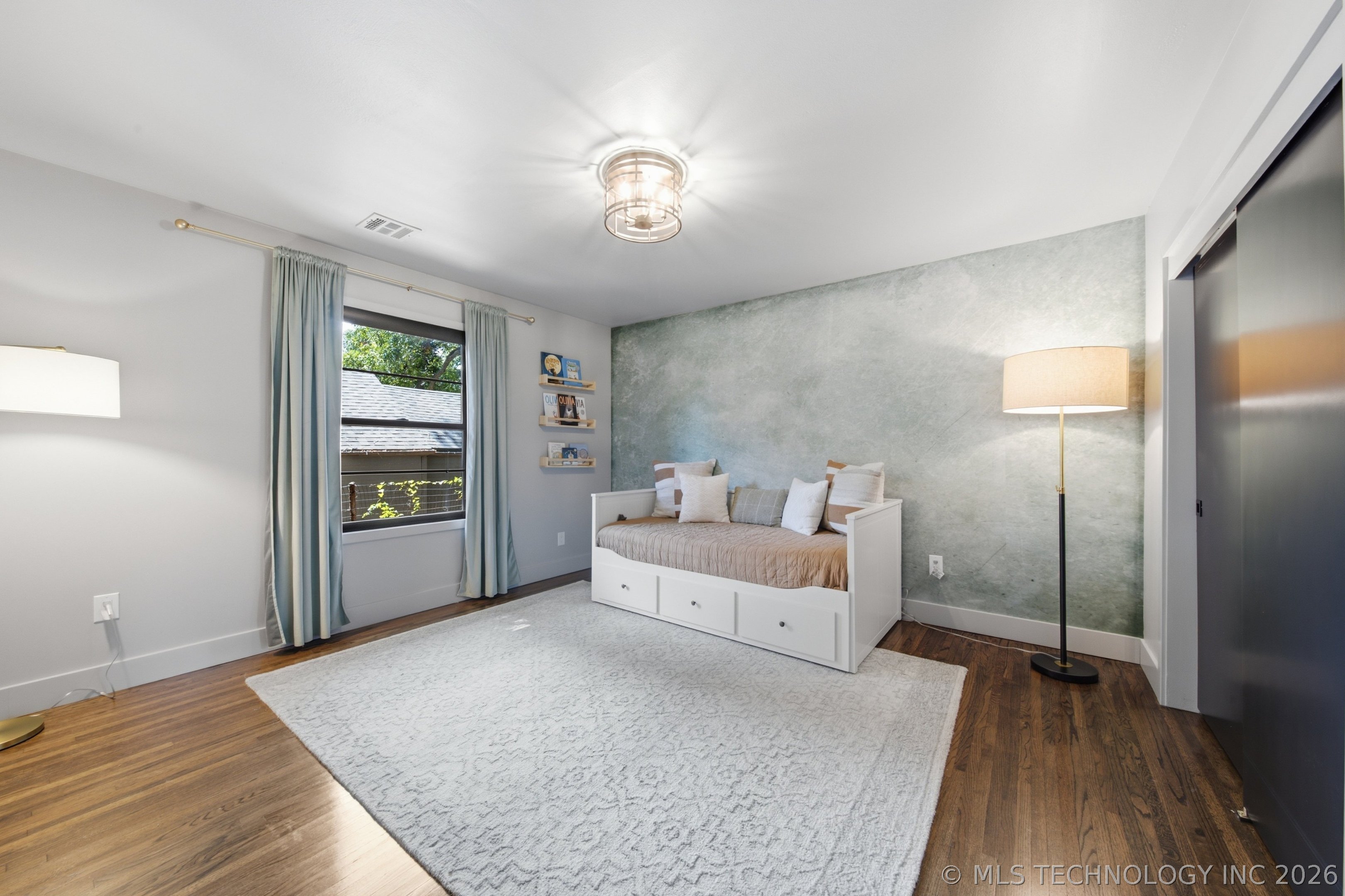 4650 S Columbia Place Tulsa OK 74105